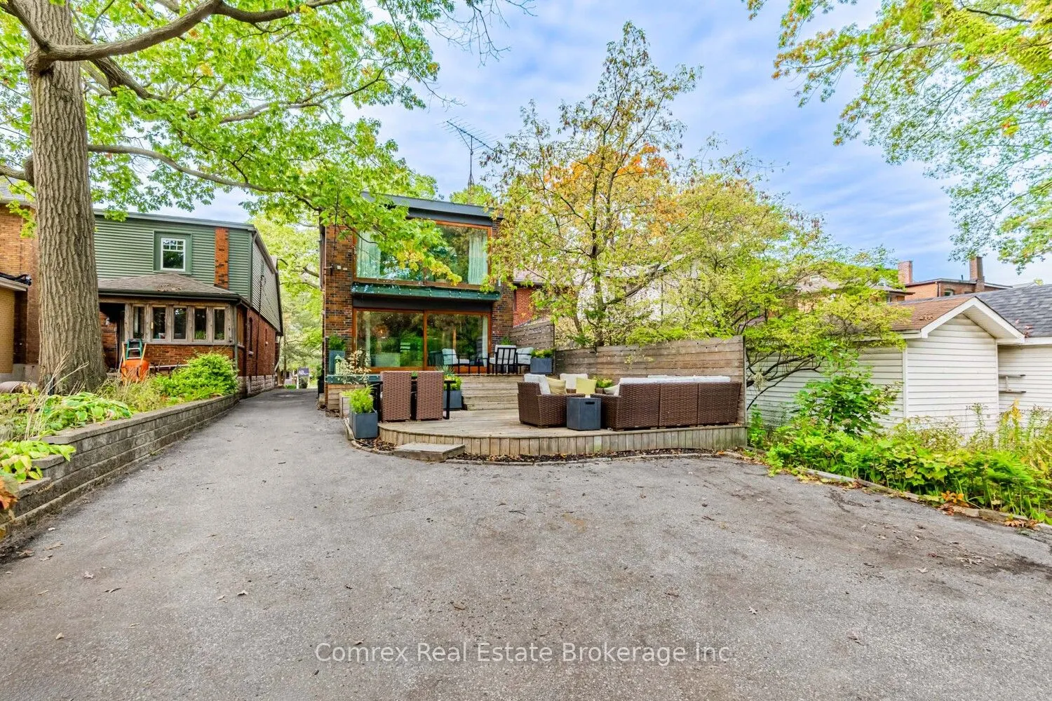 37 Victoria Park Avenue