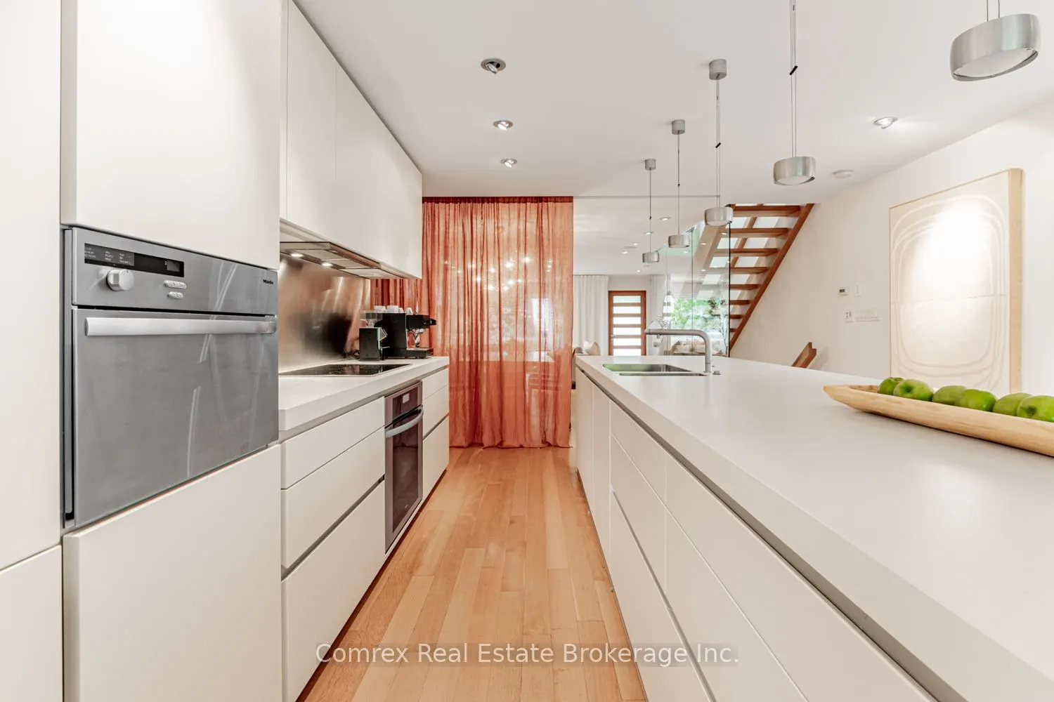 37 Victoria Park Avenue