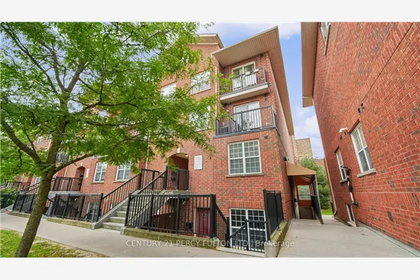 45 Strangford Lane #101