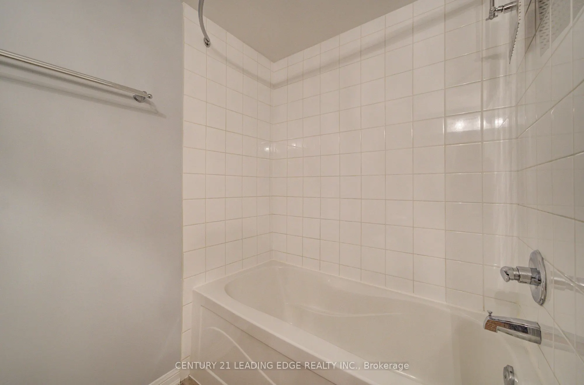 40 Mendelssohn Street #17