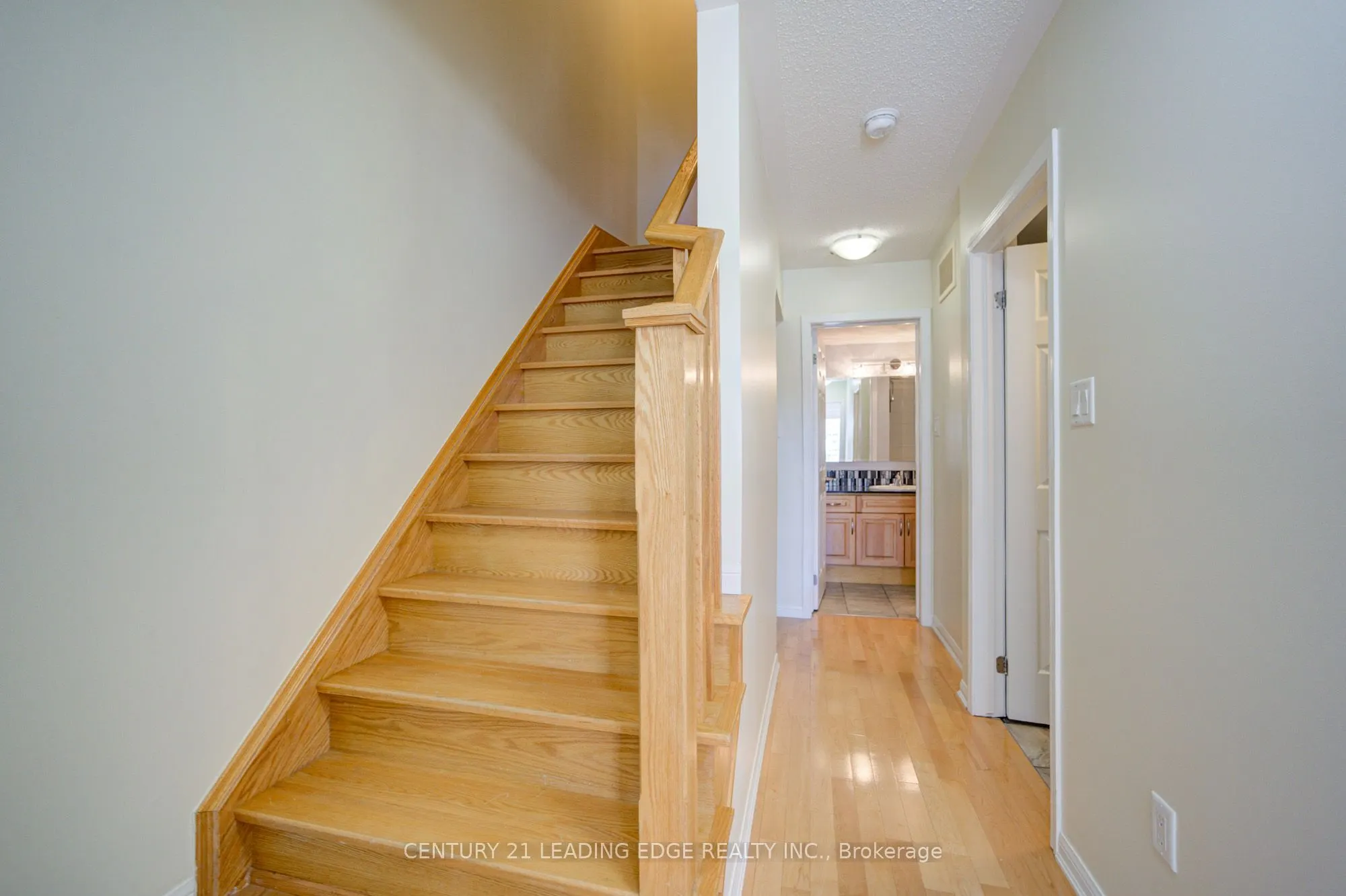 40 Mendelssohn Street #17