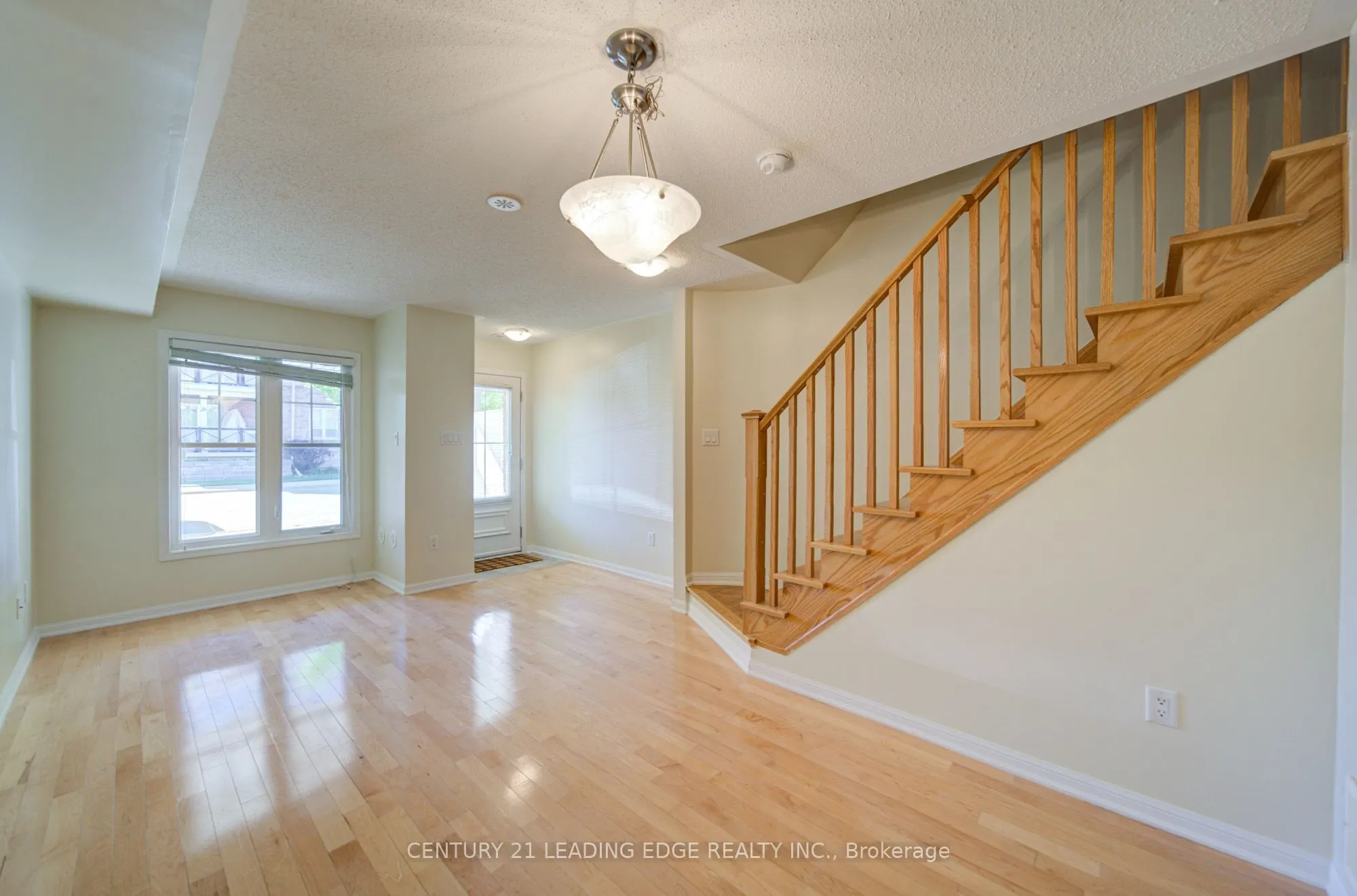 40 Mendelssohn Street #17