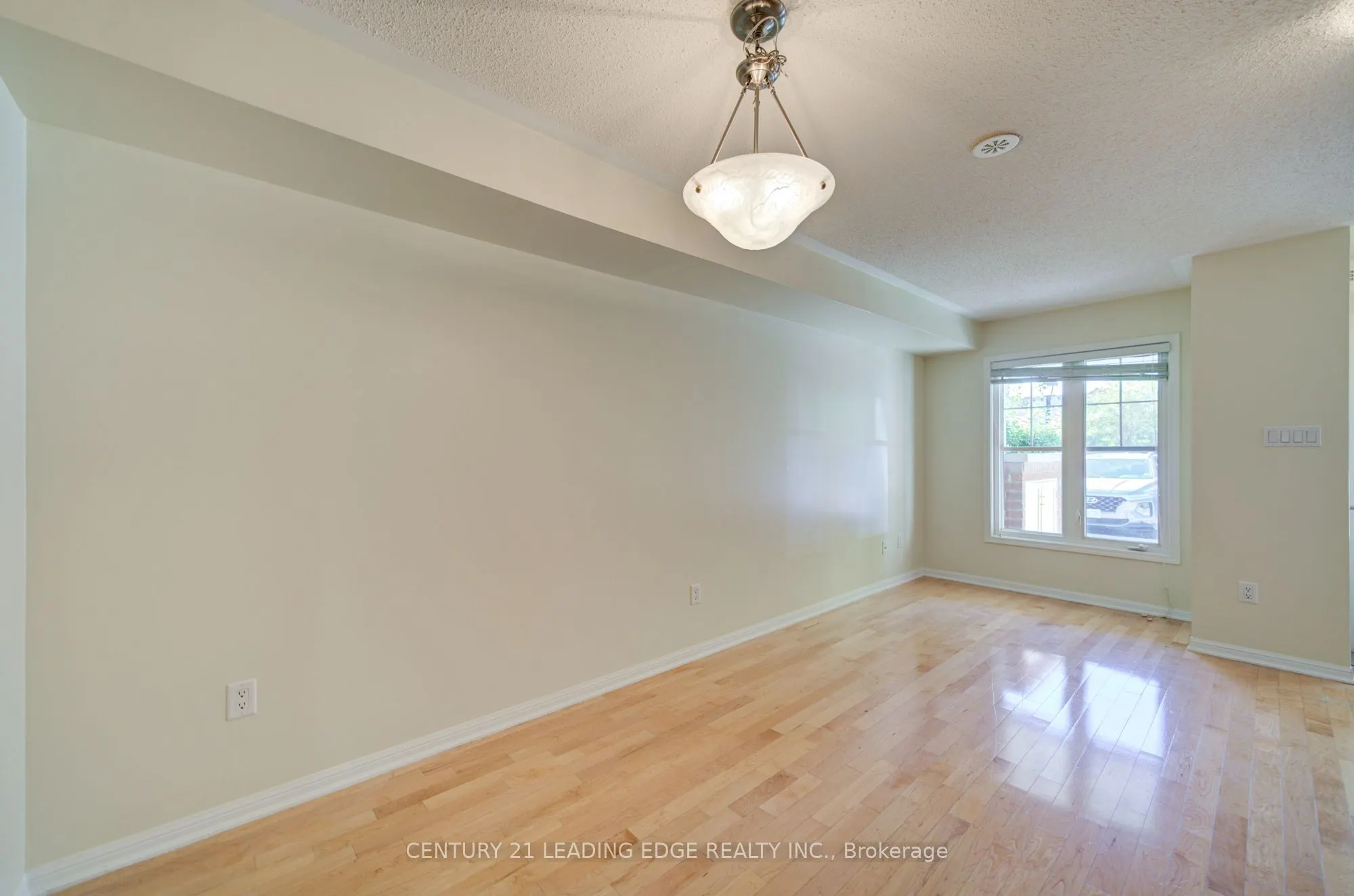 40 Mendelssohn Street #17