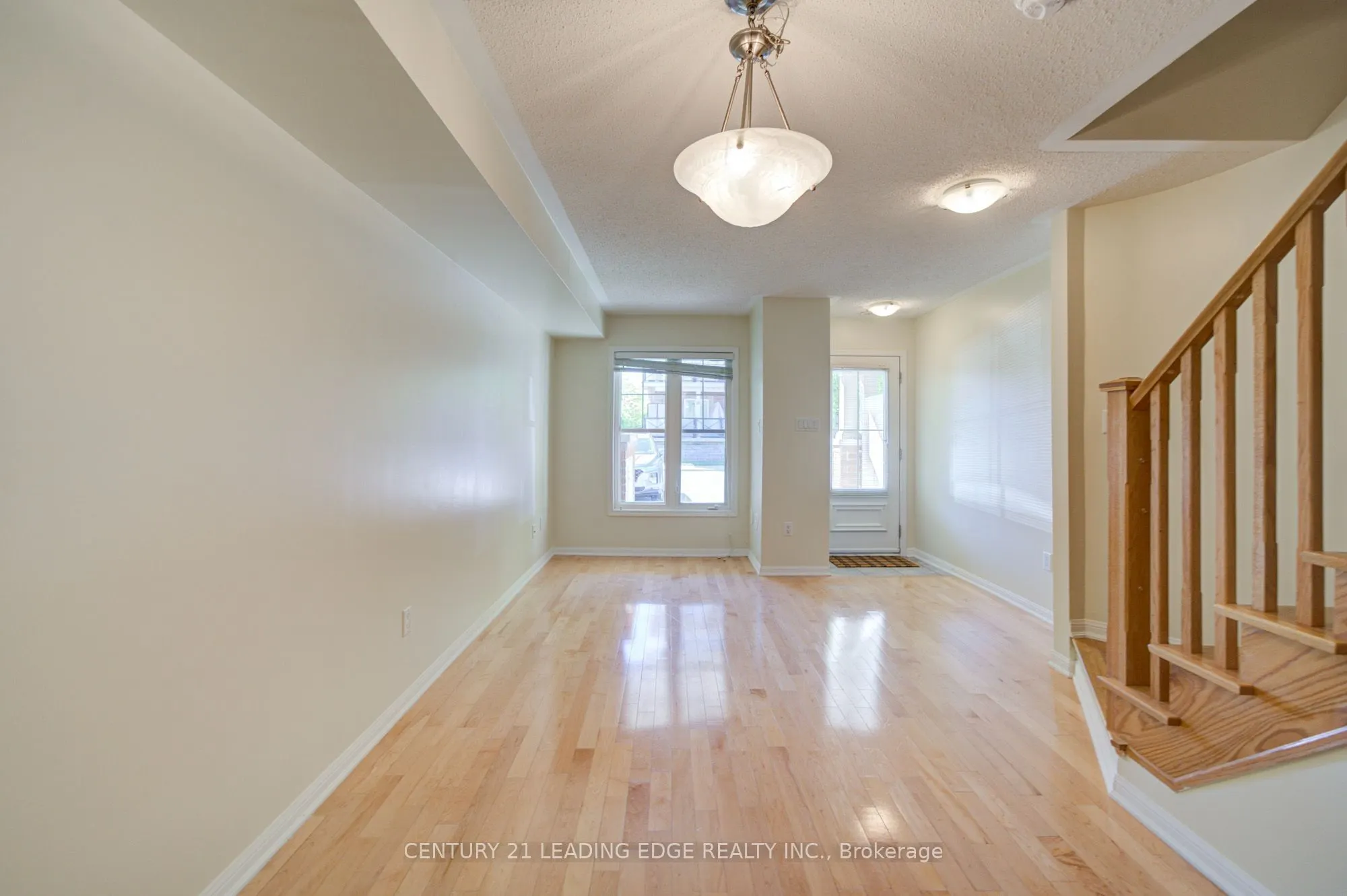 40 Mendelssohn Street #17