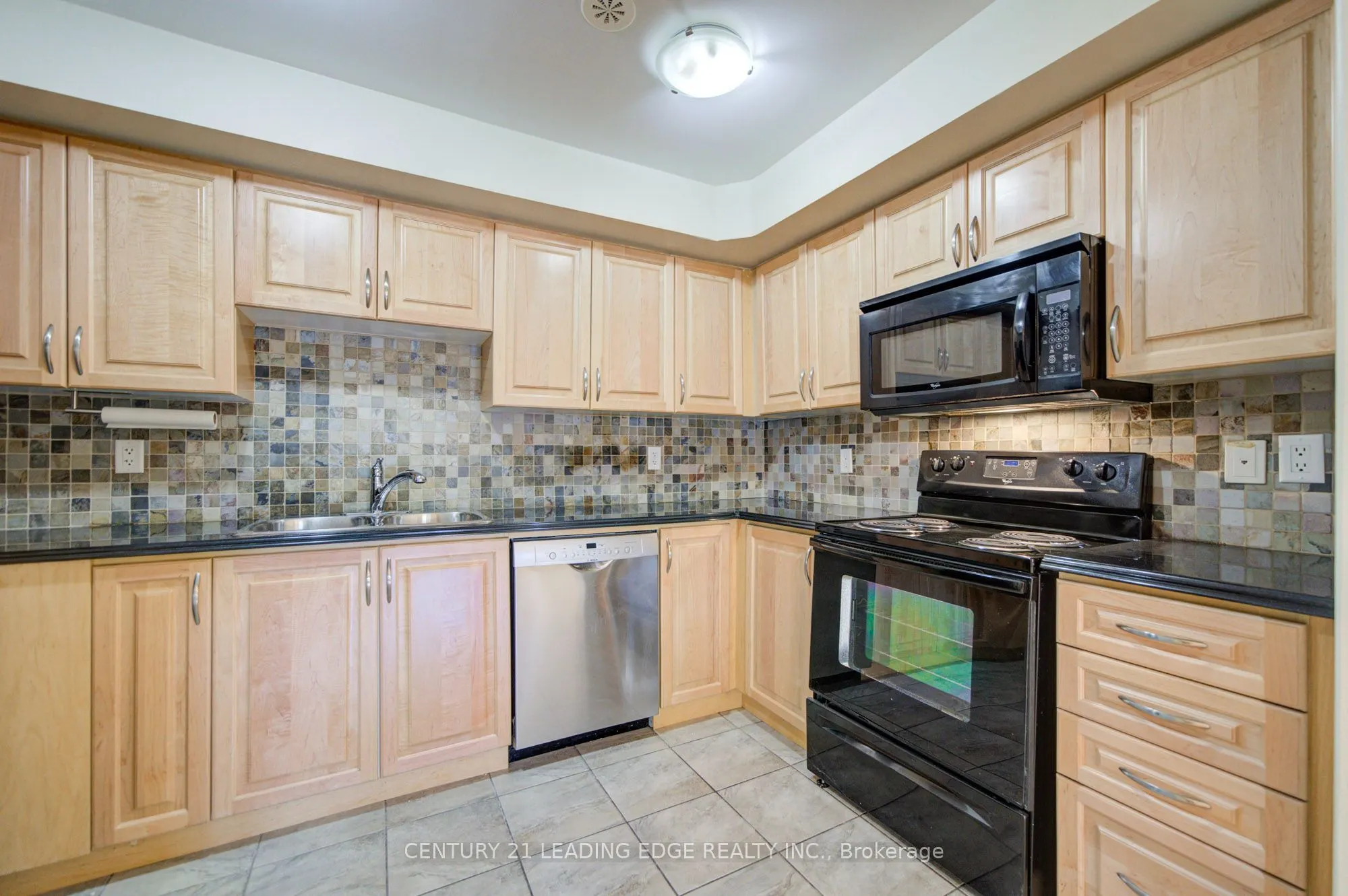 40 Mendelssohn Street #17