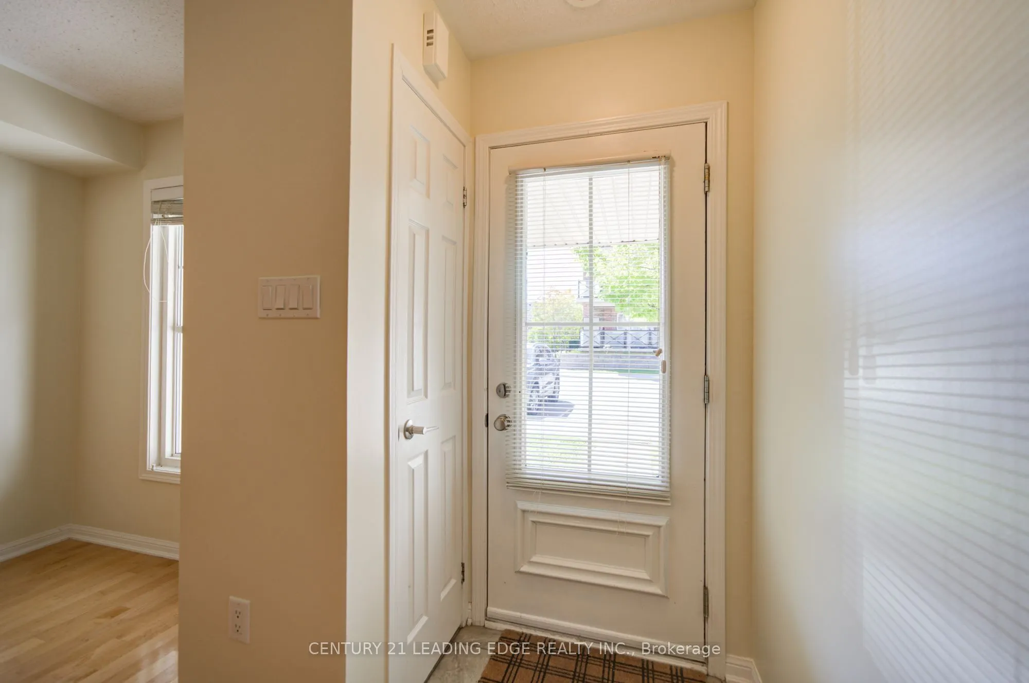 40 Mendelssohn Street #17