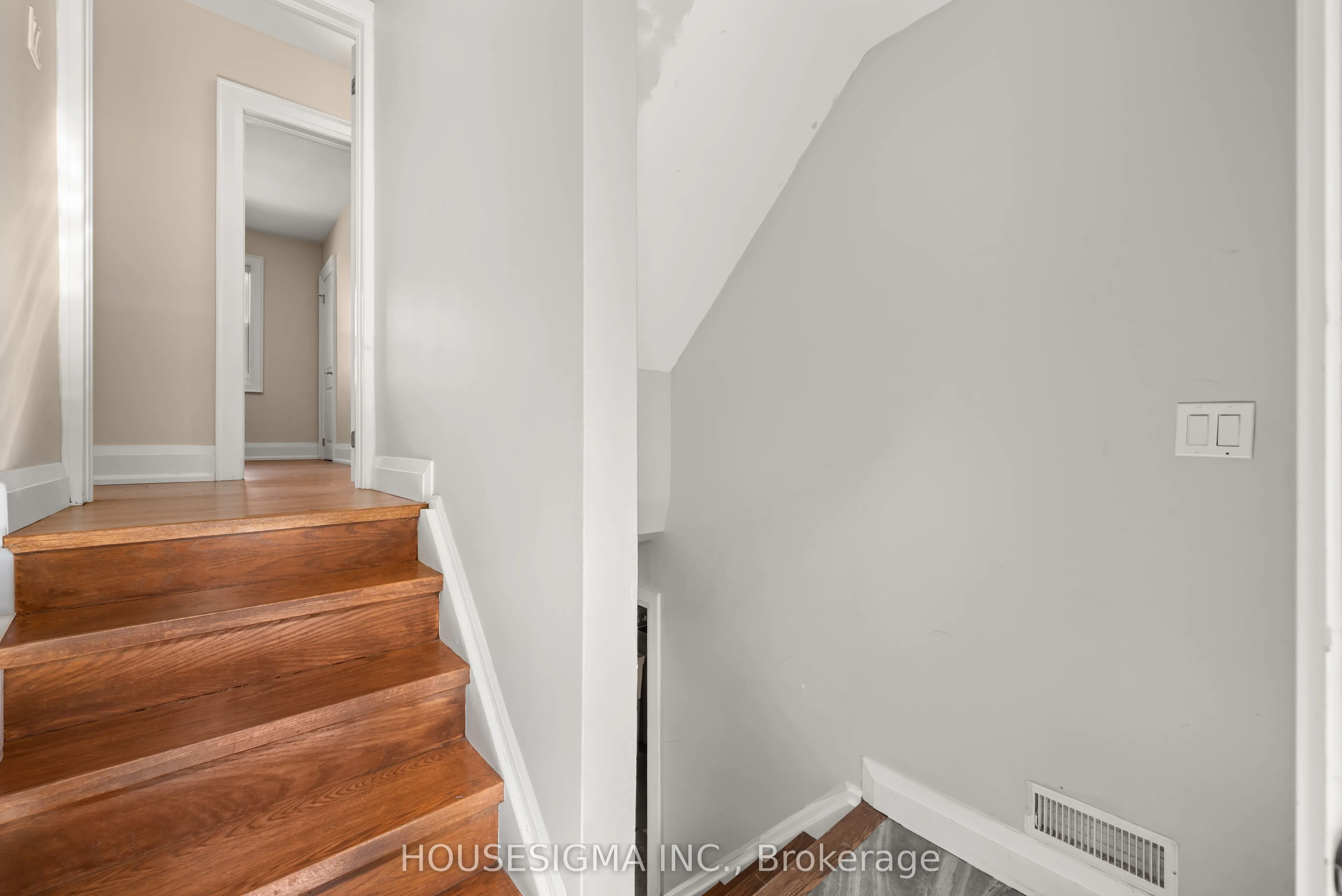309 Baldwin Street