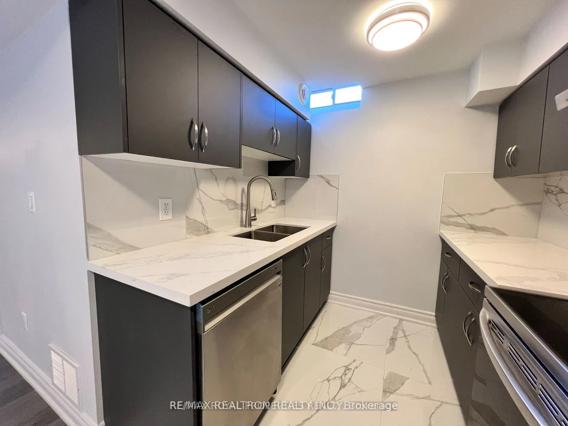 122 Auckland Drive #BSMT