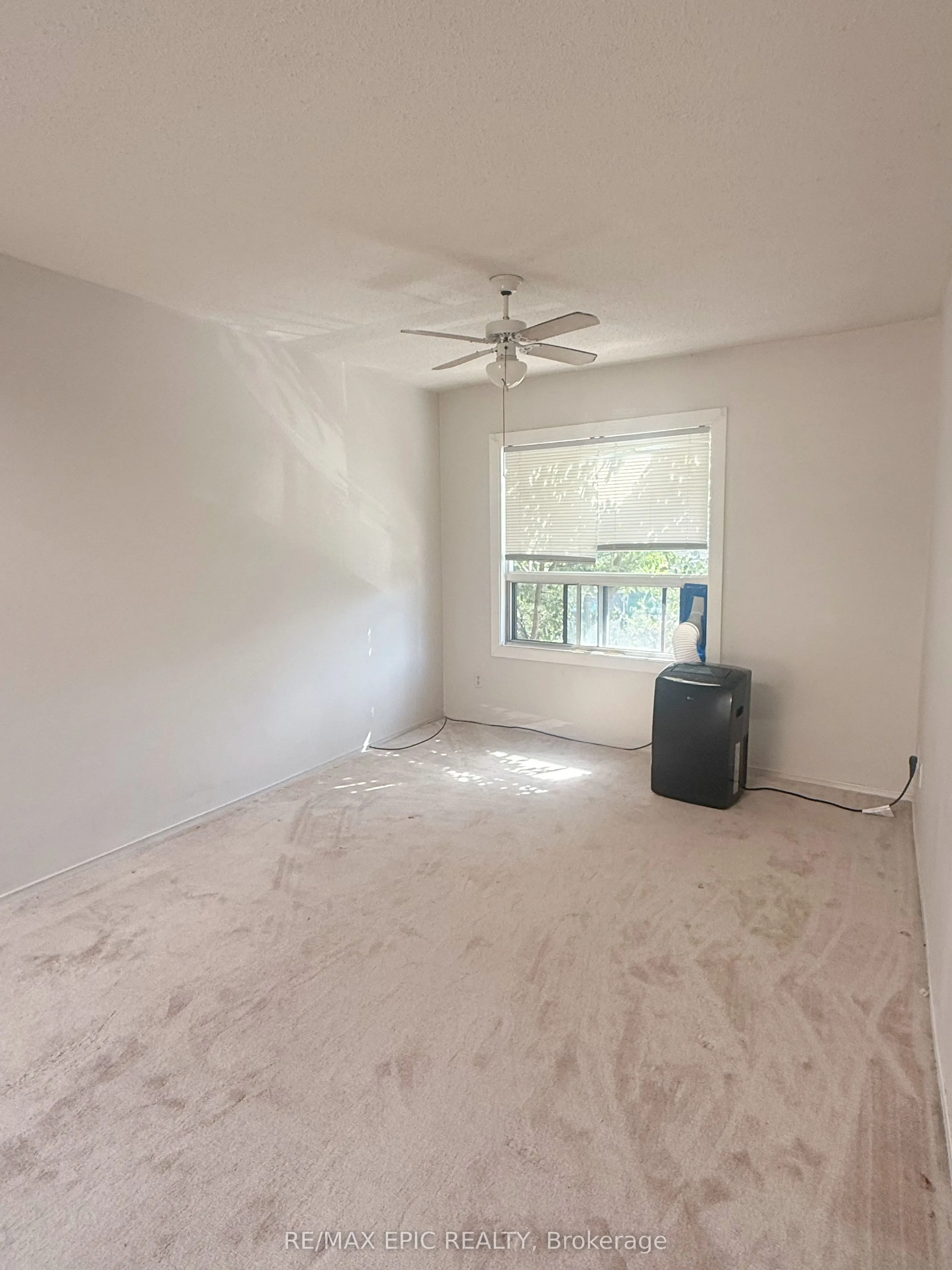 1044 Kingston Road #Upper/2nd Floor