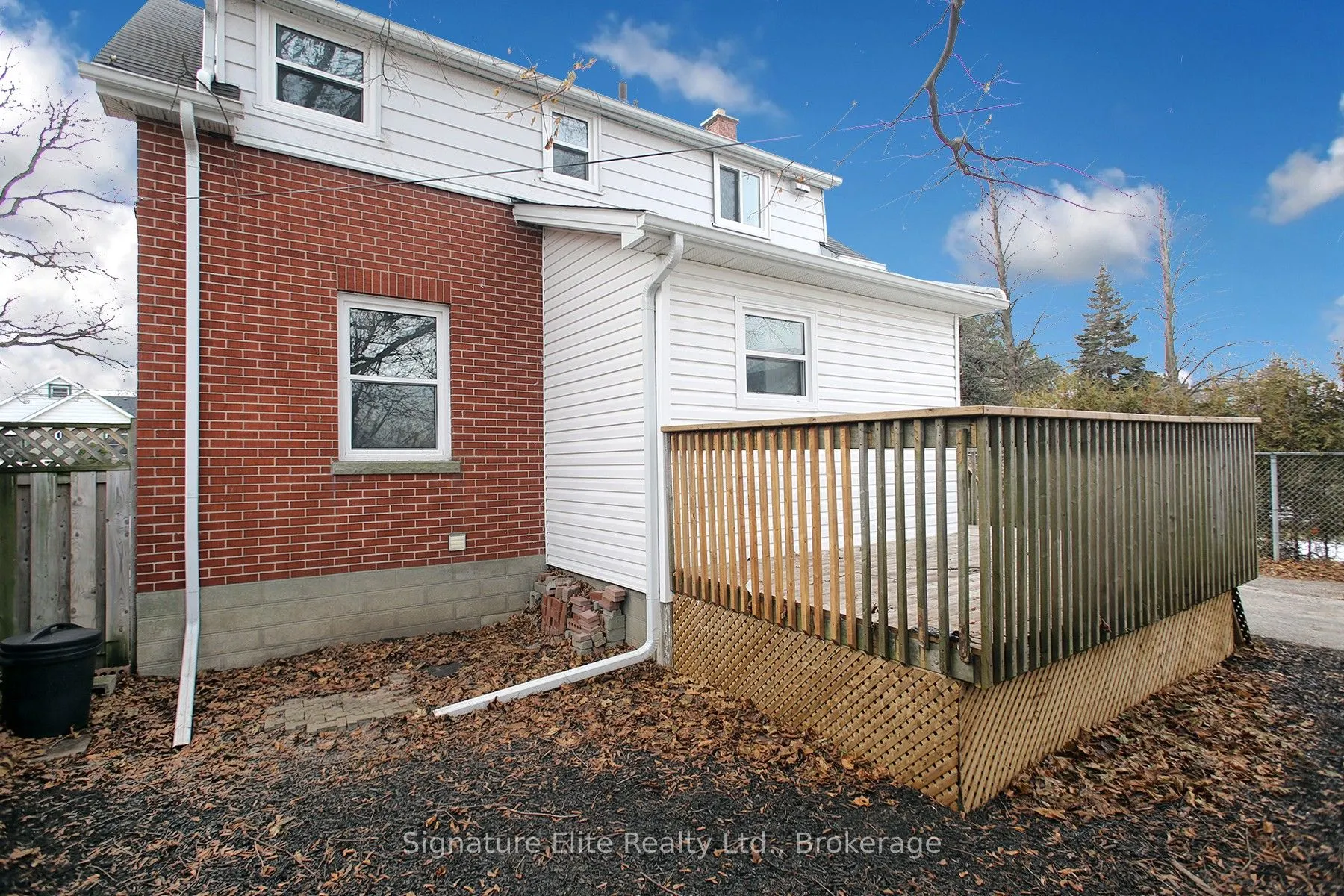 254 Hibbert Avenue #Upper