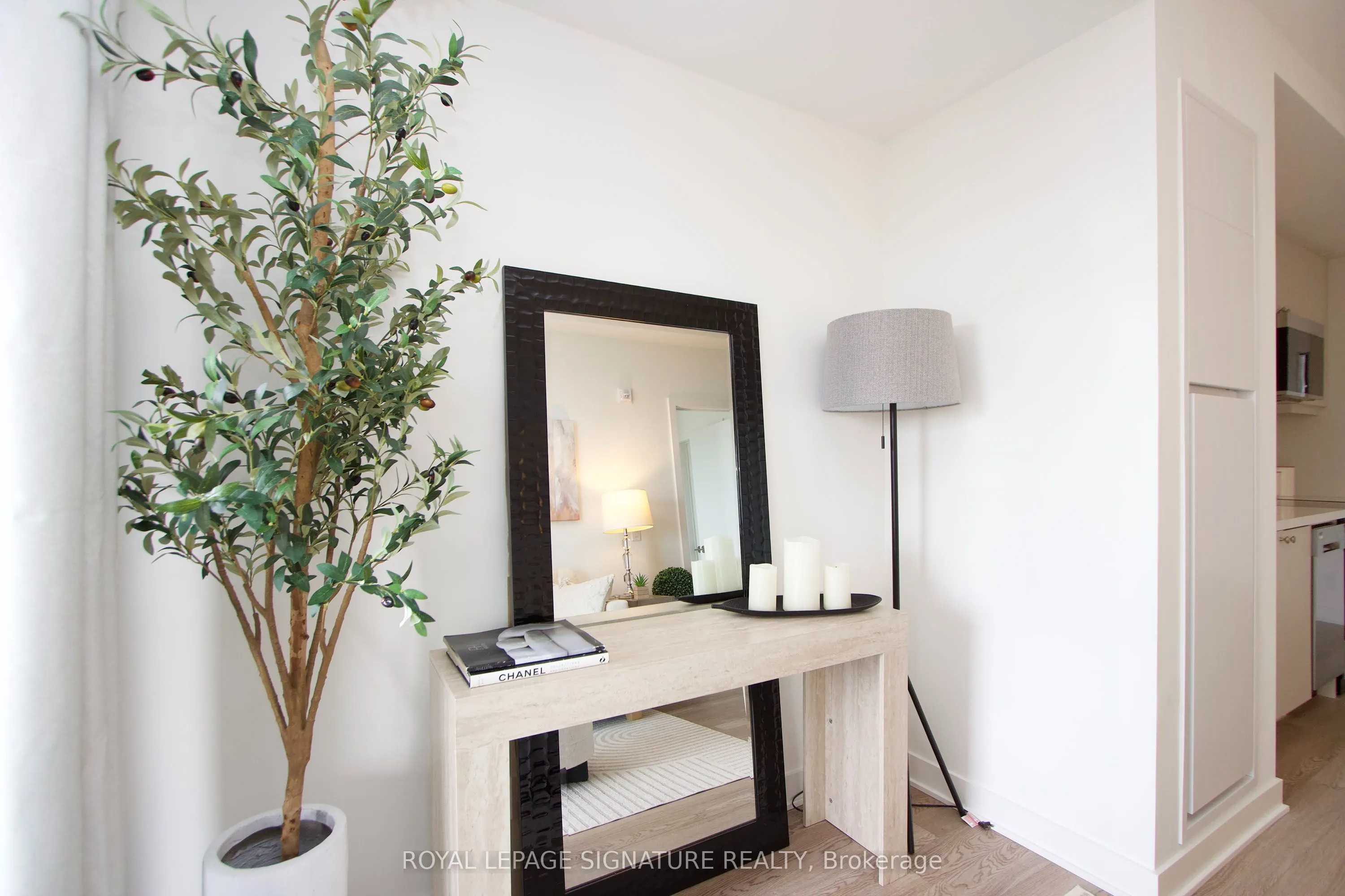 51 Clarington Boulevard #613