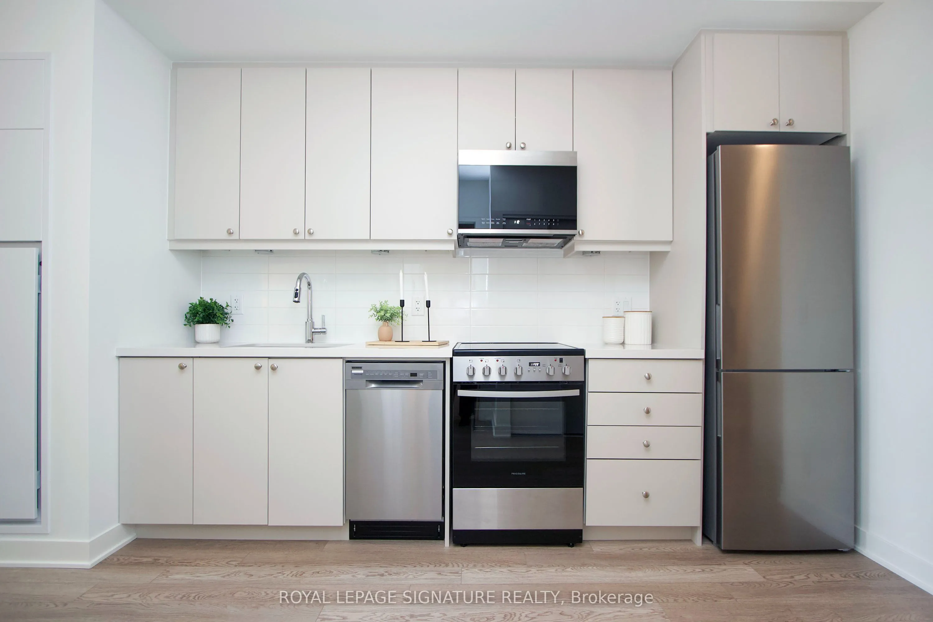 51 Clarington Boulevard #613