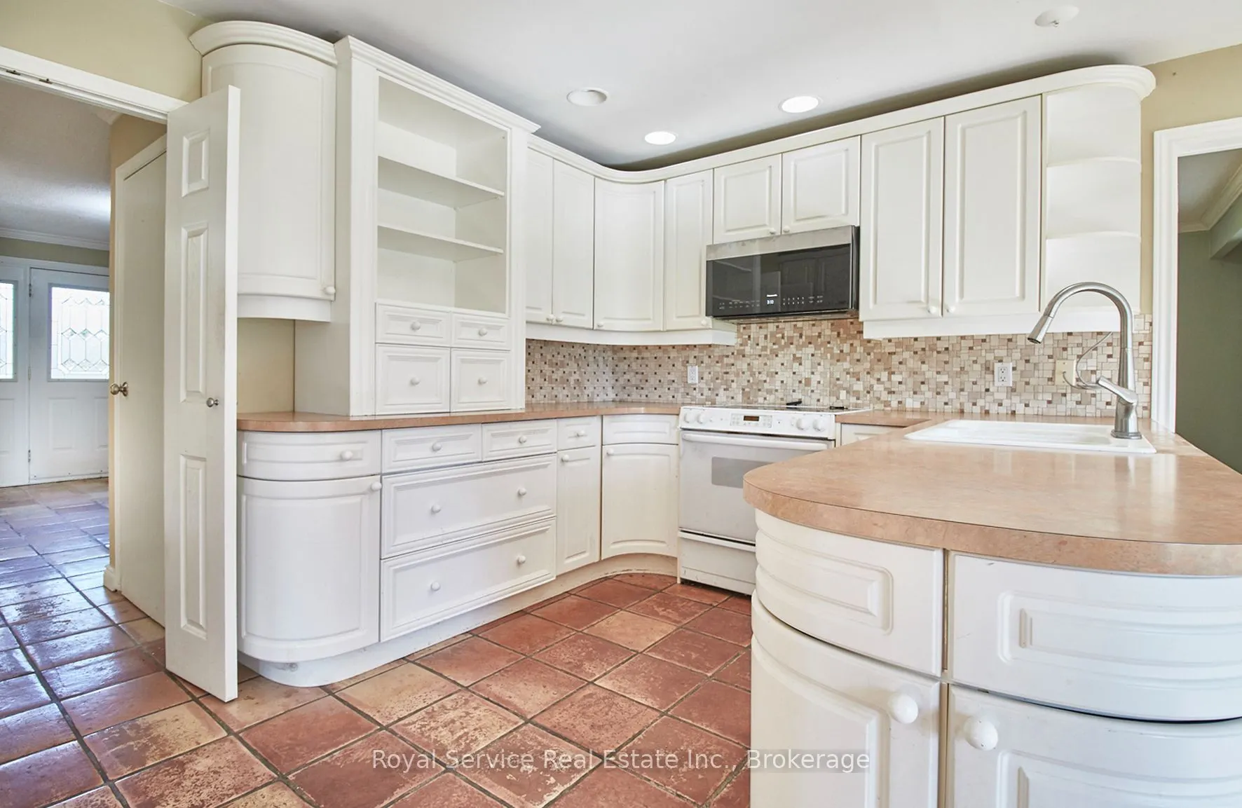 650 Lake Ridge Road