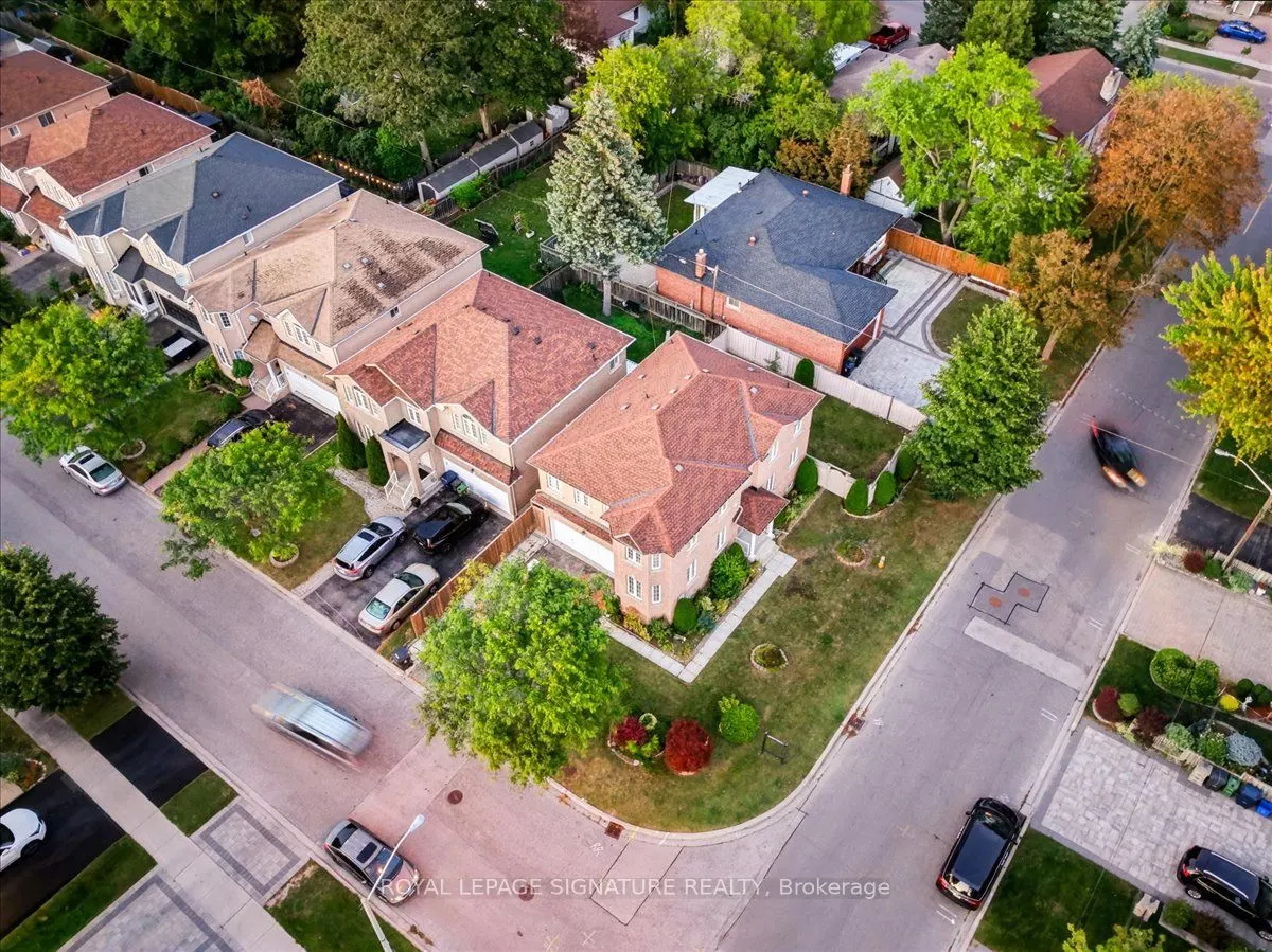 106 Craggview Drive