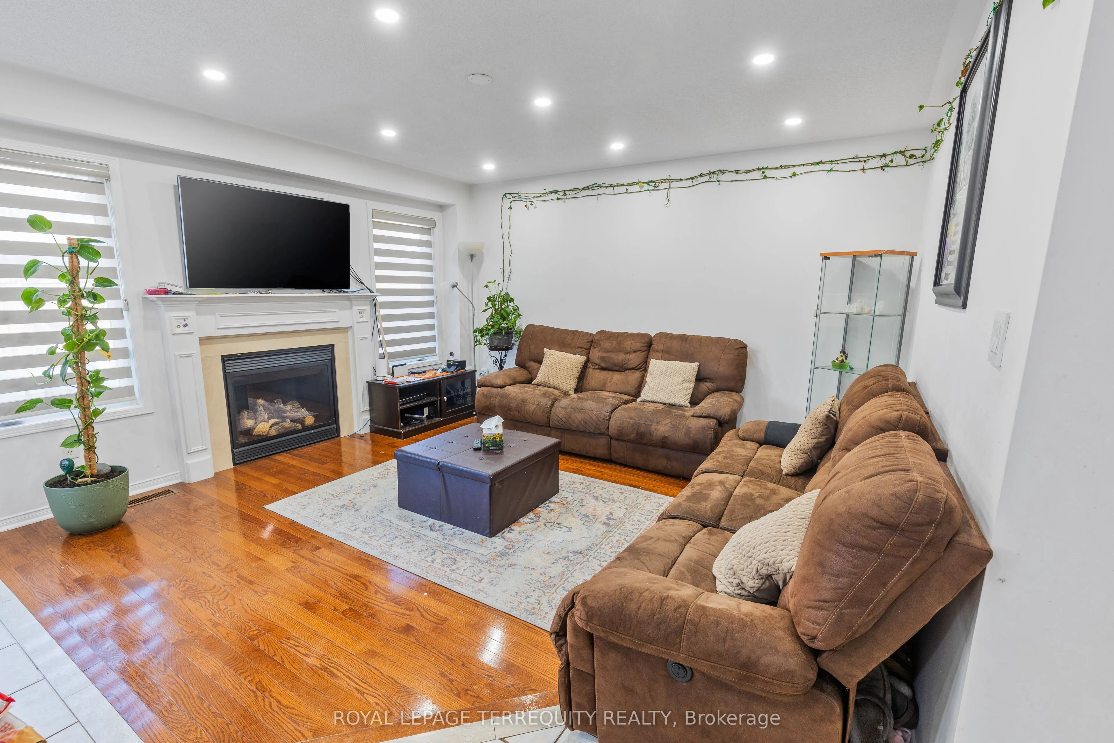 44 Thackery Drive
