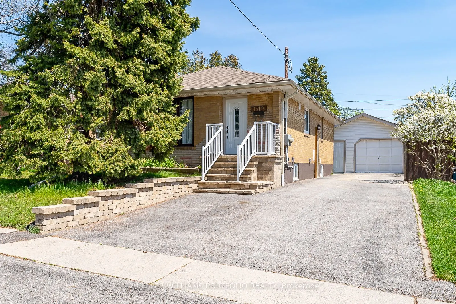 1519 Lakeside Street #Main Flr
