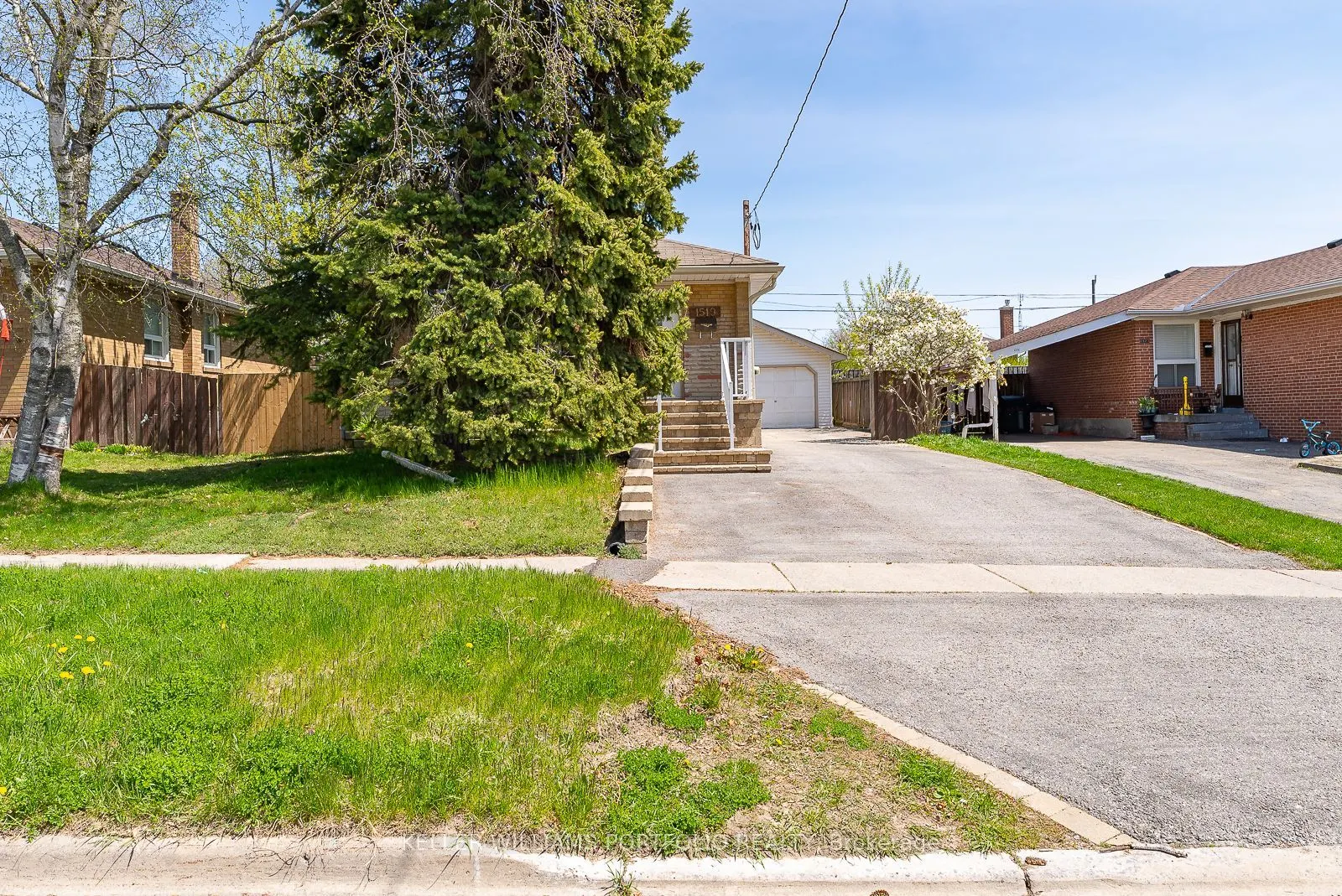 1519 Lakeside Street #Main Flr