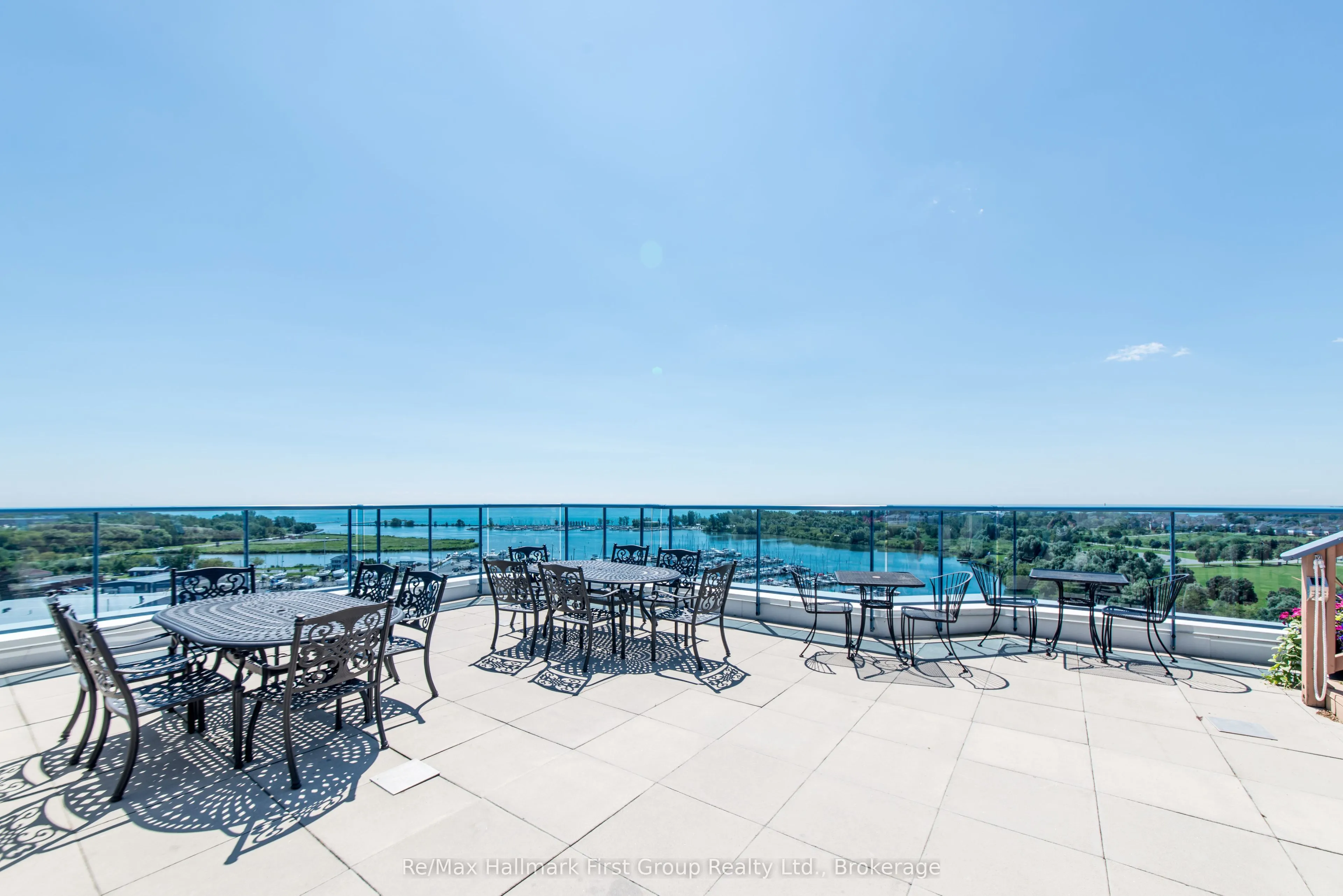 340 Watson Street W #715