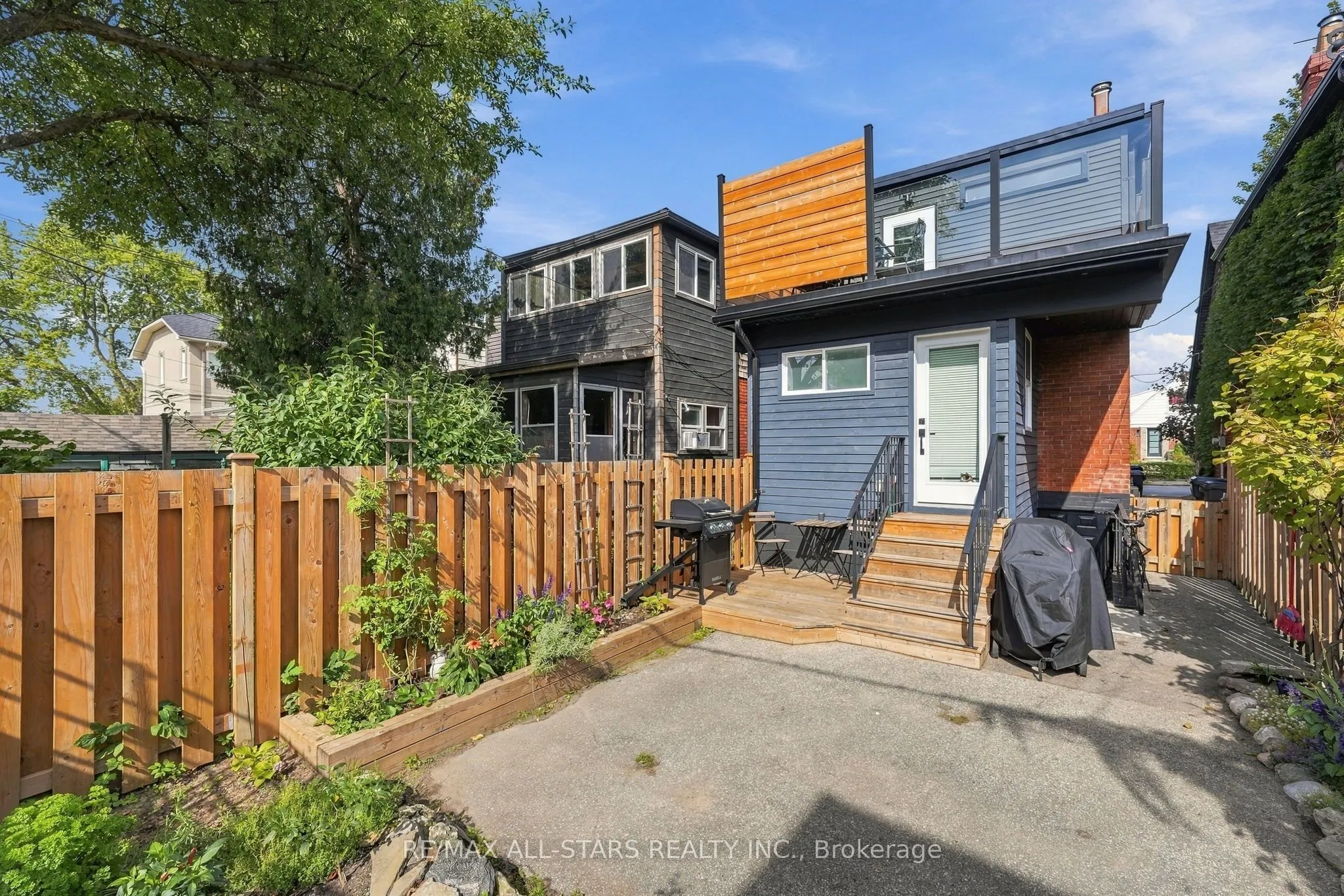 435 Mortimer Avenue