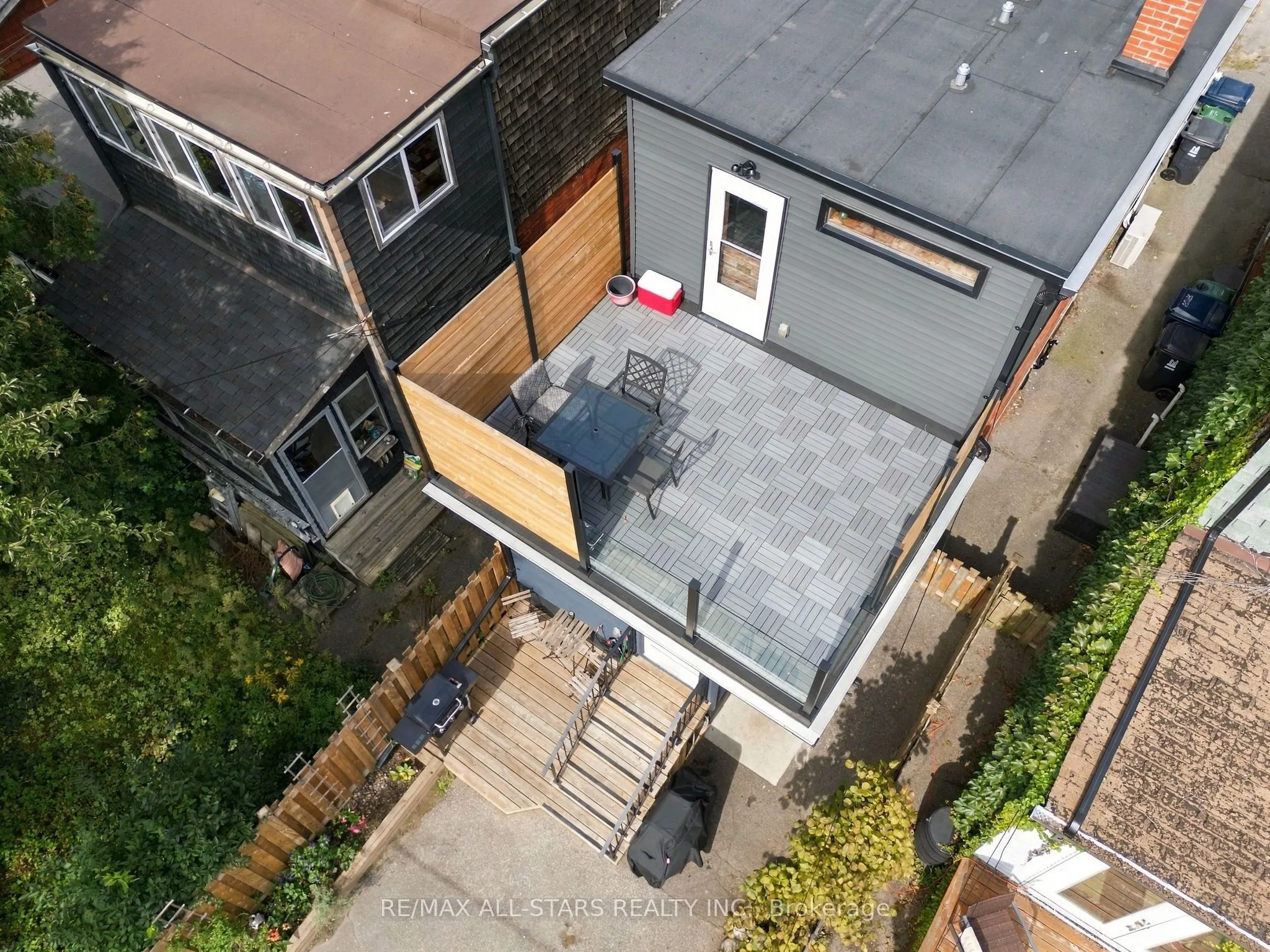 435 Mortimer Avenue