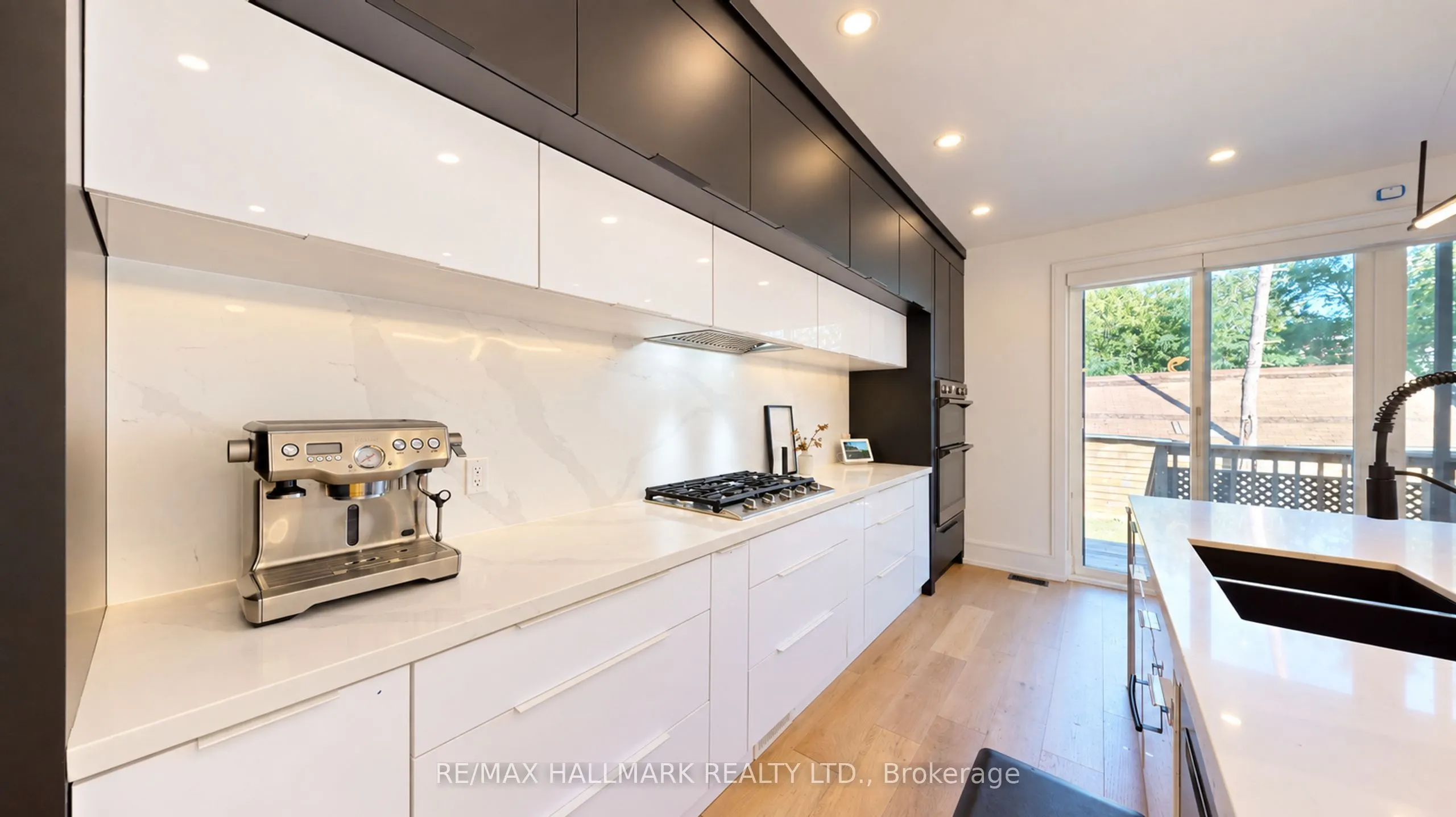 33 Kimberley Avenue