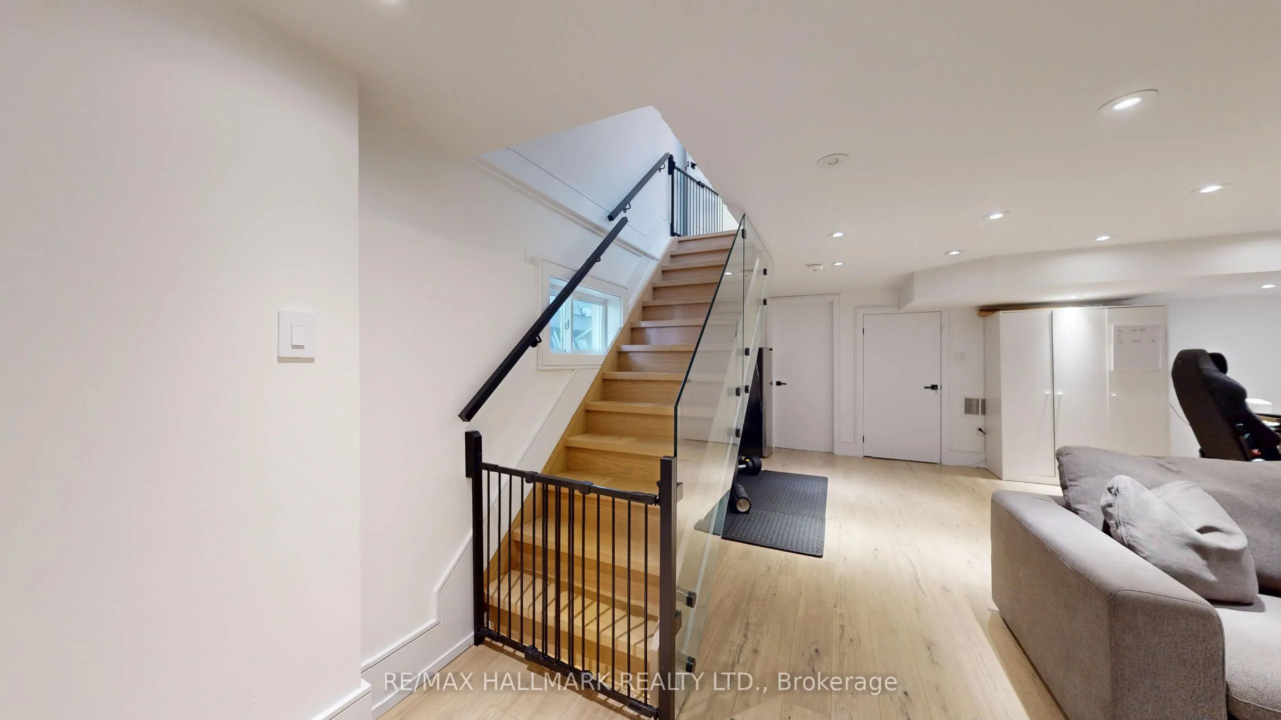 33 Kimberley Avenue