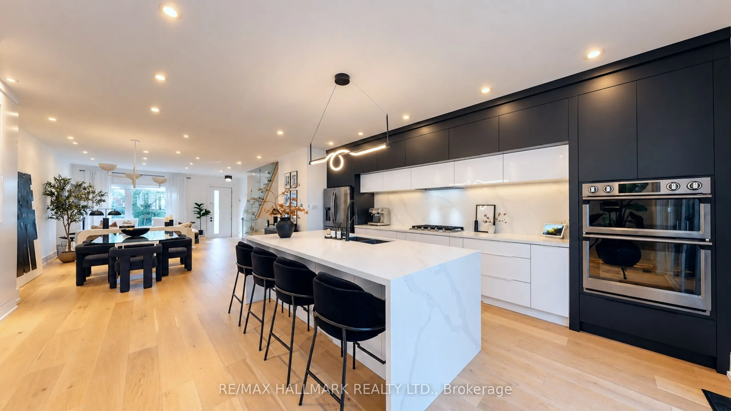 33 Kimberley Avenue