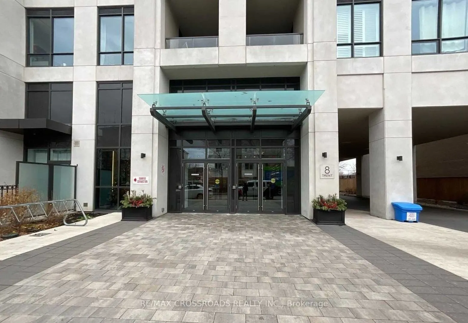 8 Trent Avenue #502