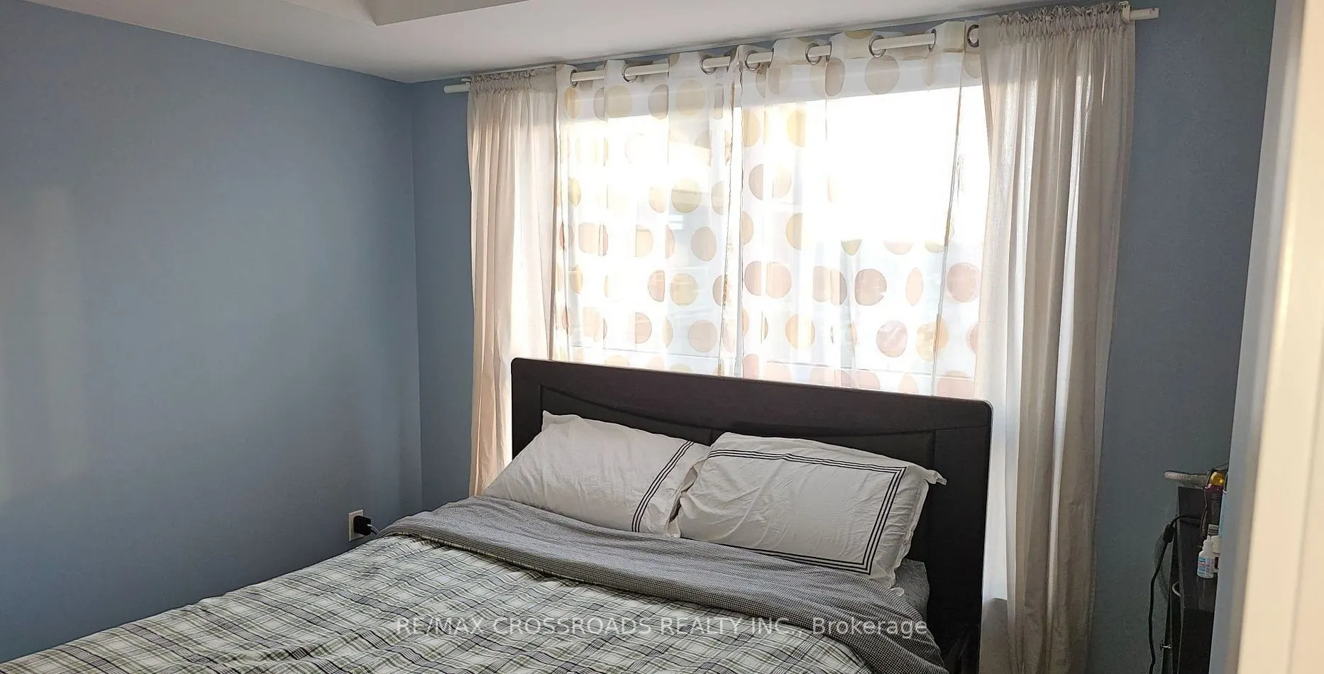 8 Trent Avenue #502