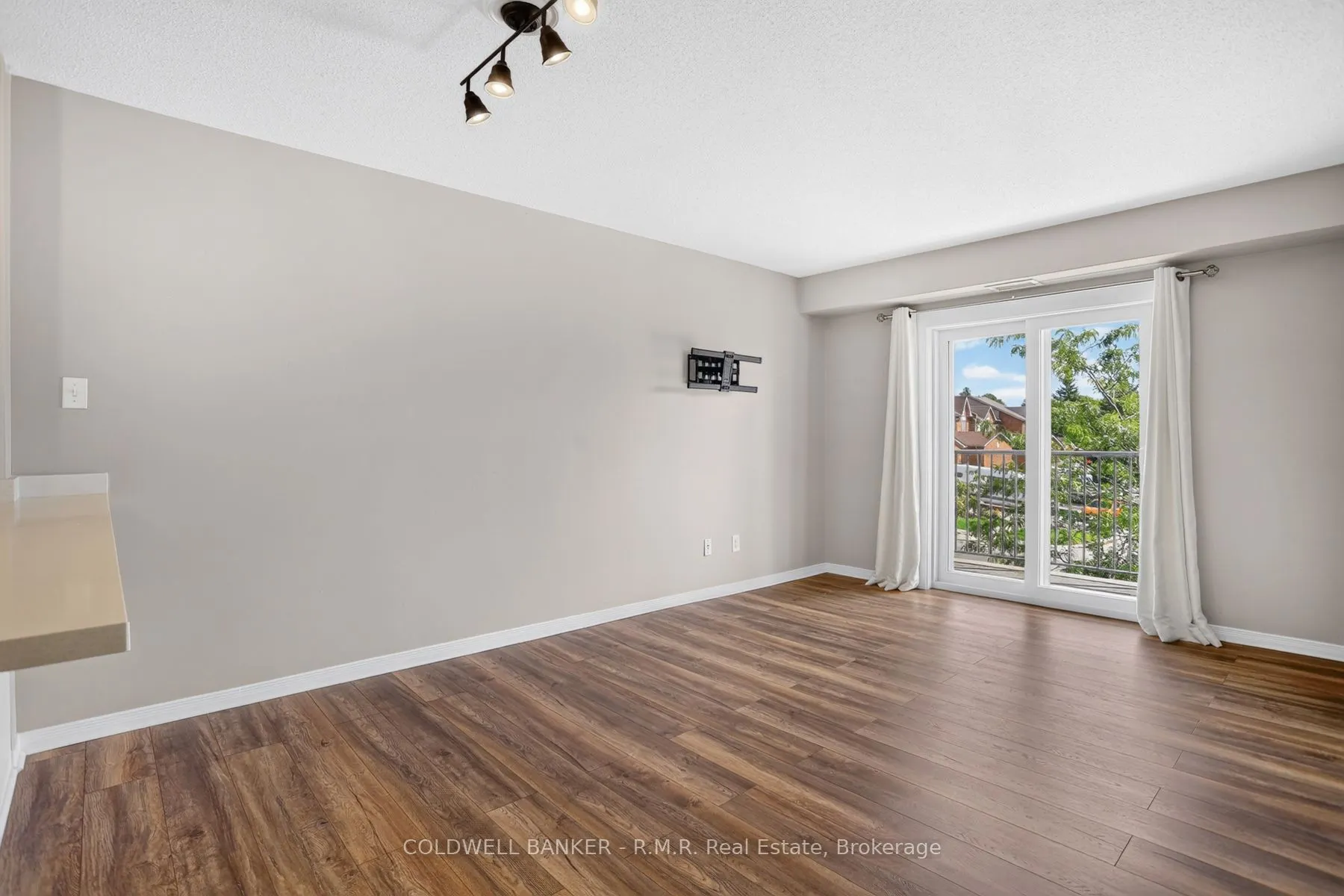 106 Aspen Springs Drive #210