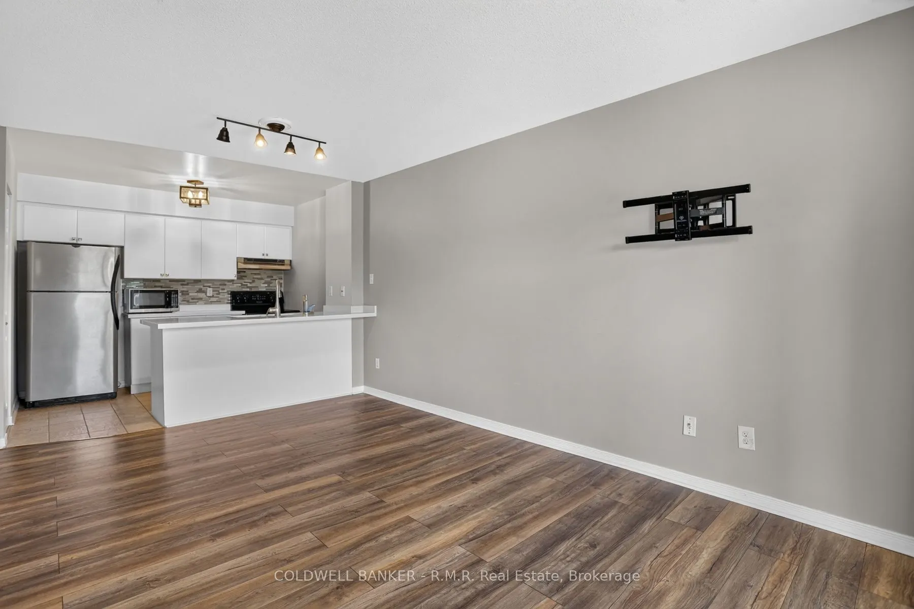 106 Aspen Springs Drive #210
