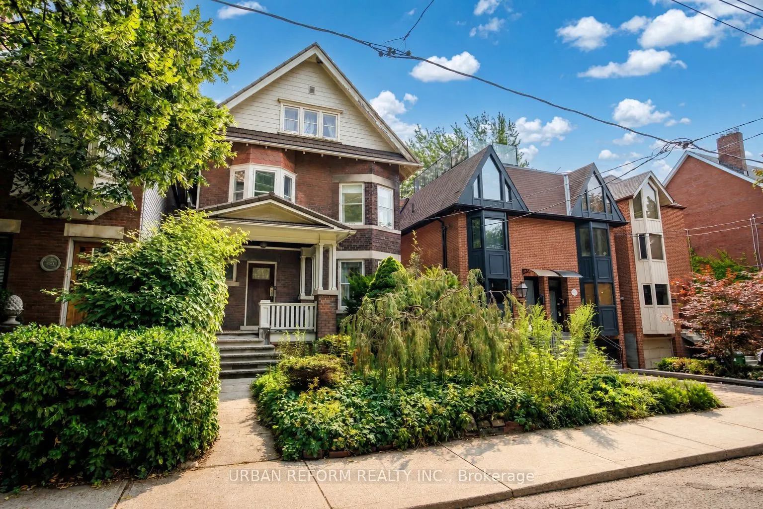 197 De Grassi Street