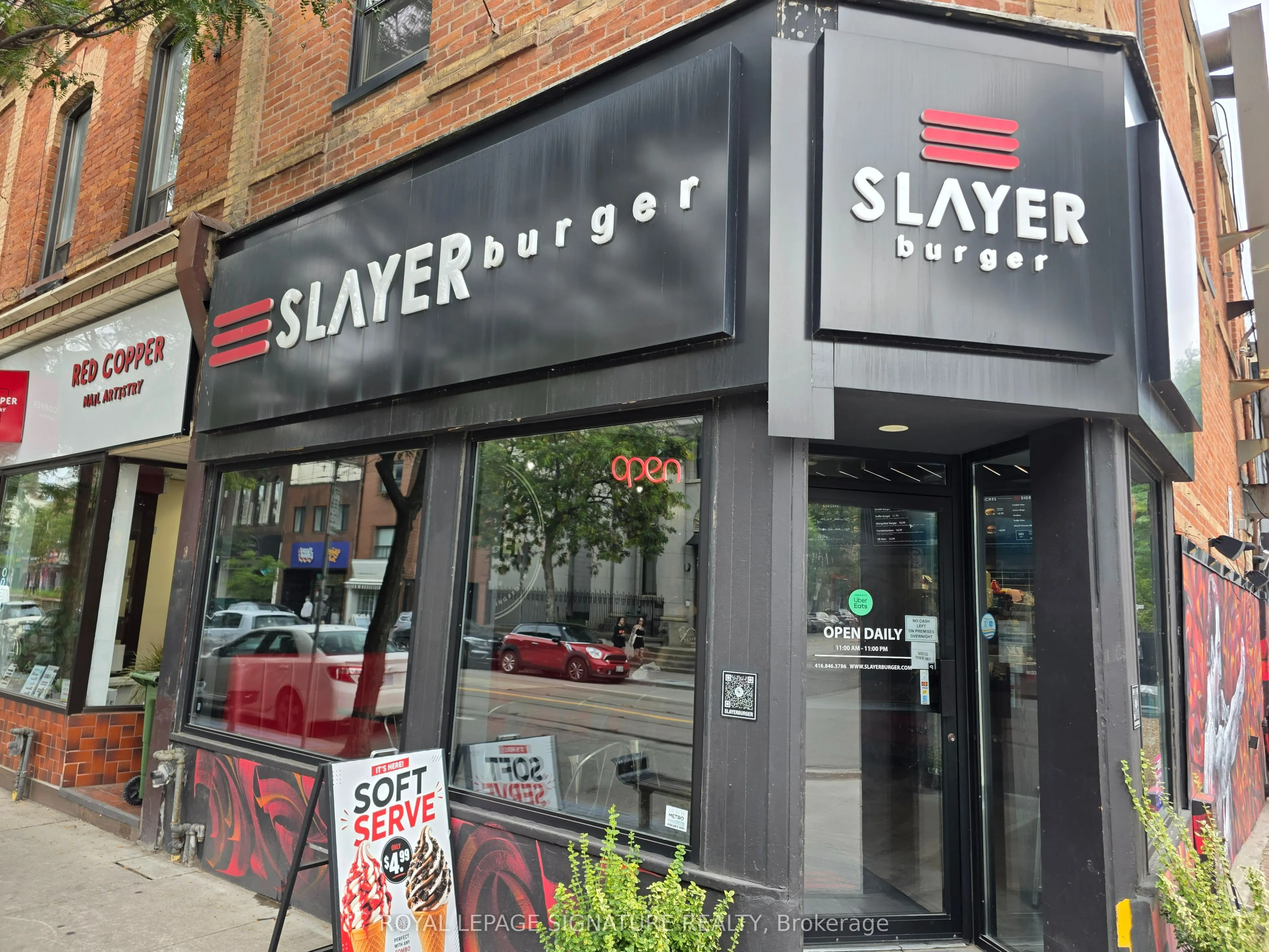 739 Queen Street E