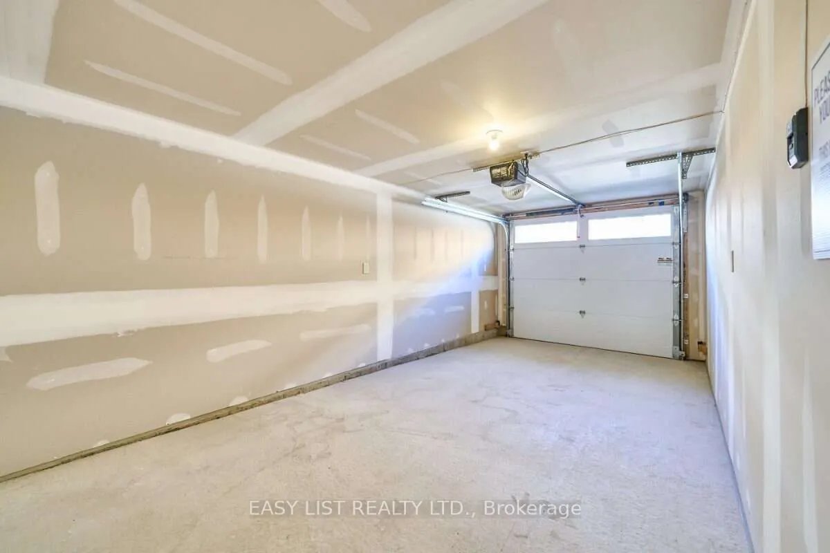 31 Nady Lane