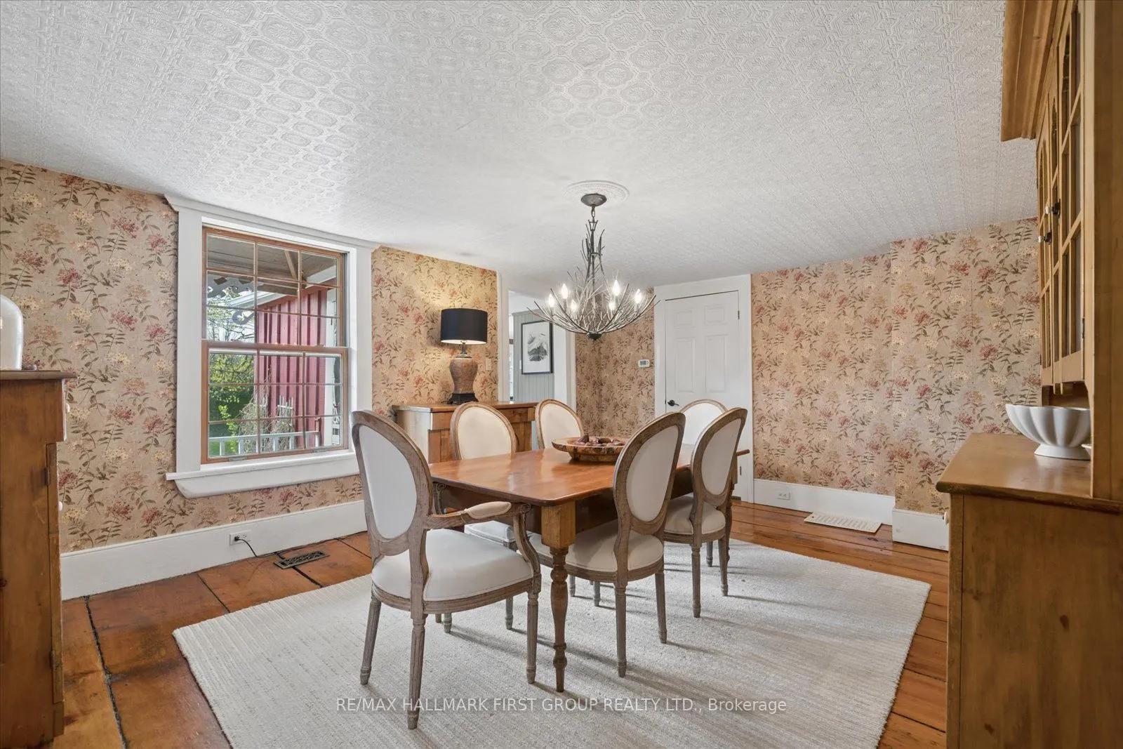 130 Myrtle Road E