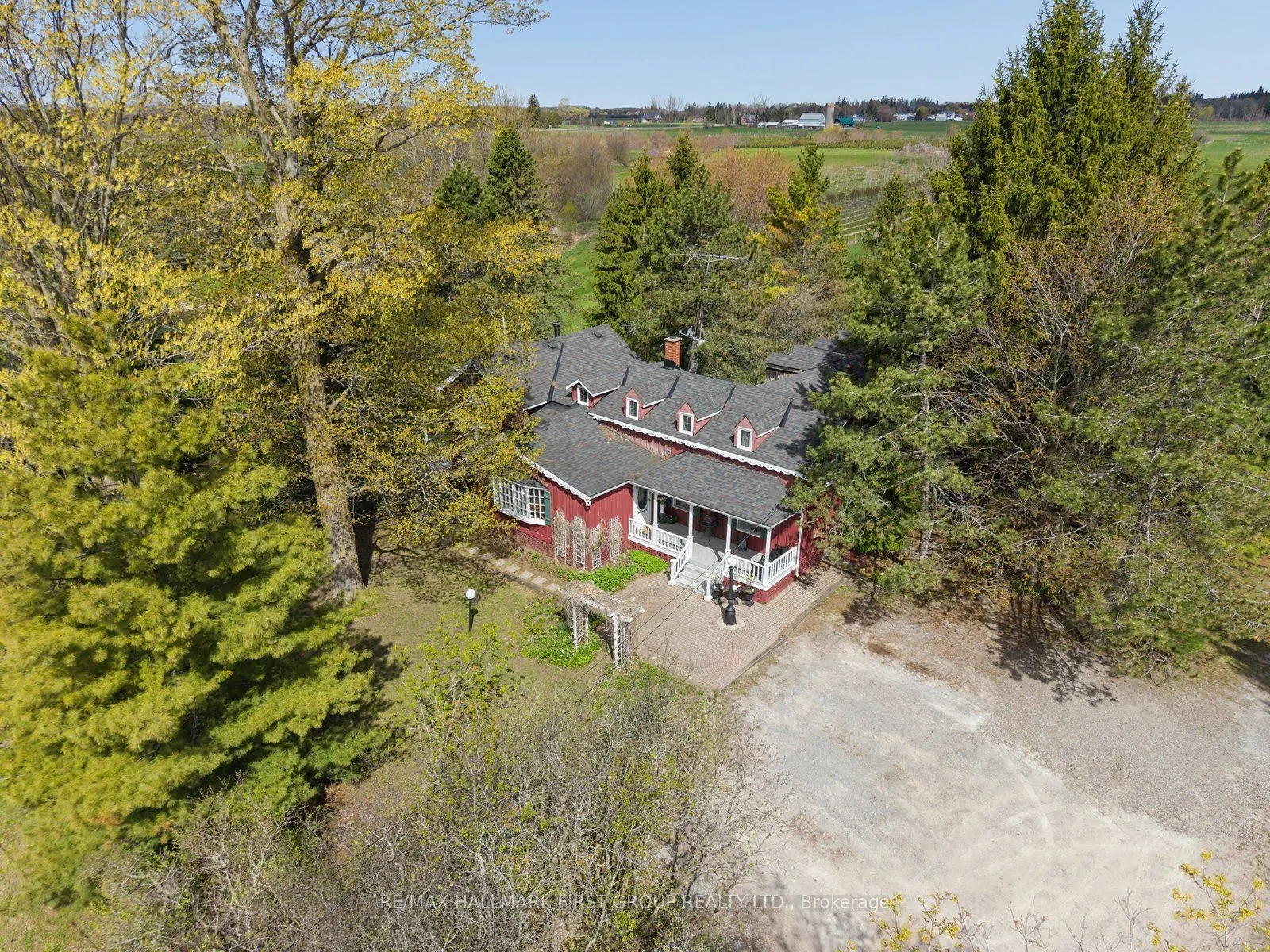 130 Myrtle Road E
