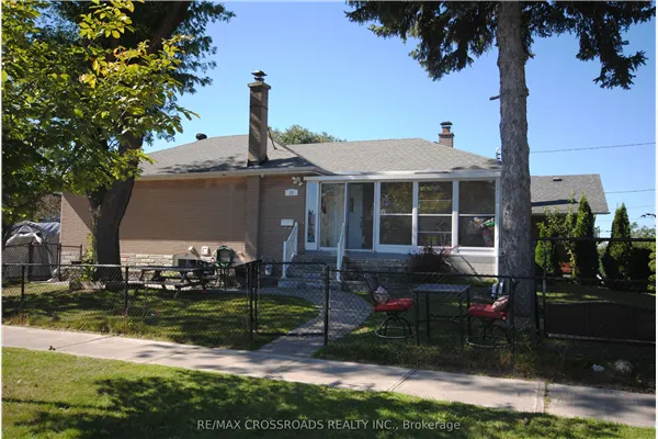 25 Arbutus Crescent