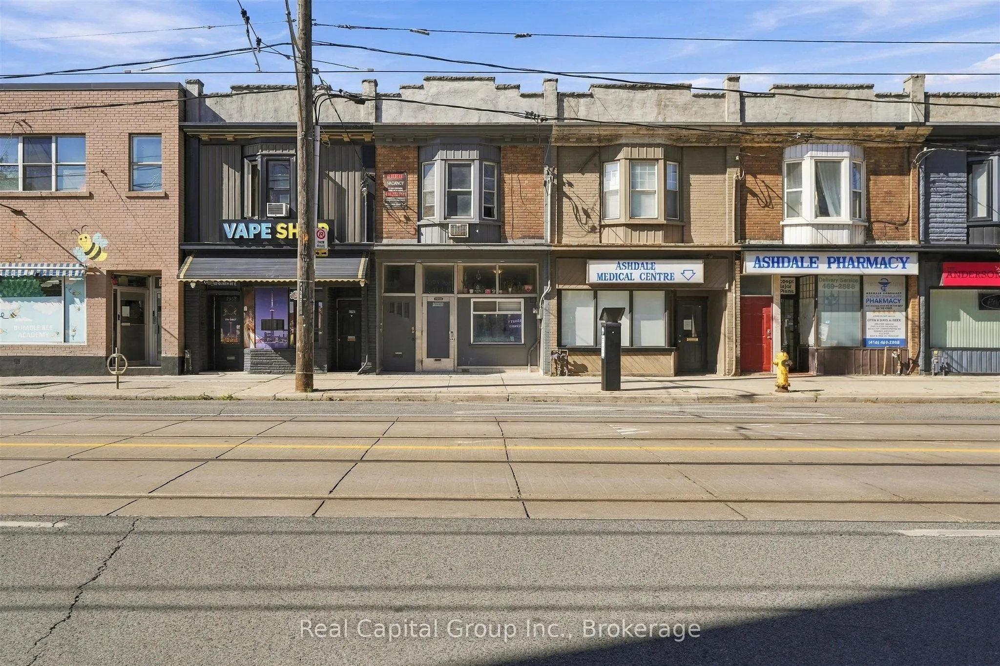 1564 Queen Street E