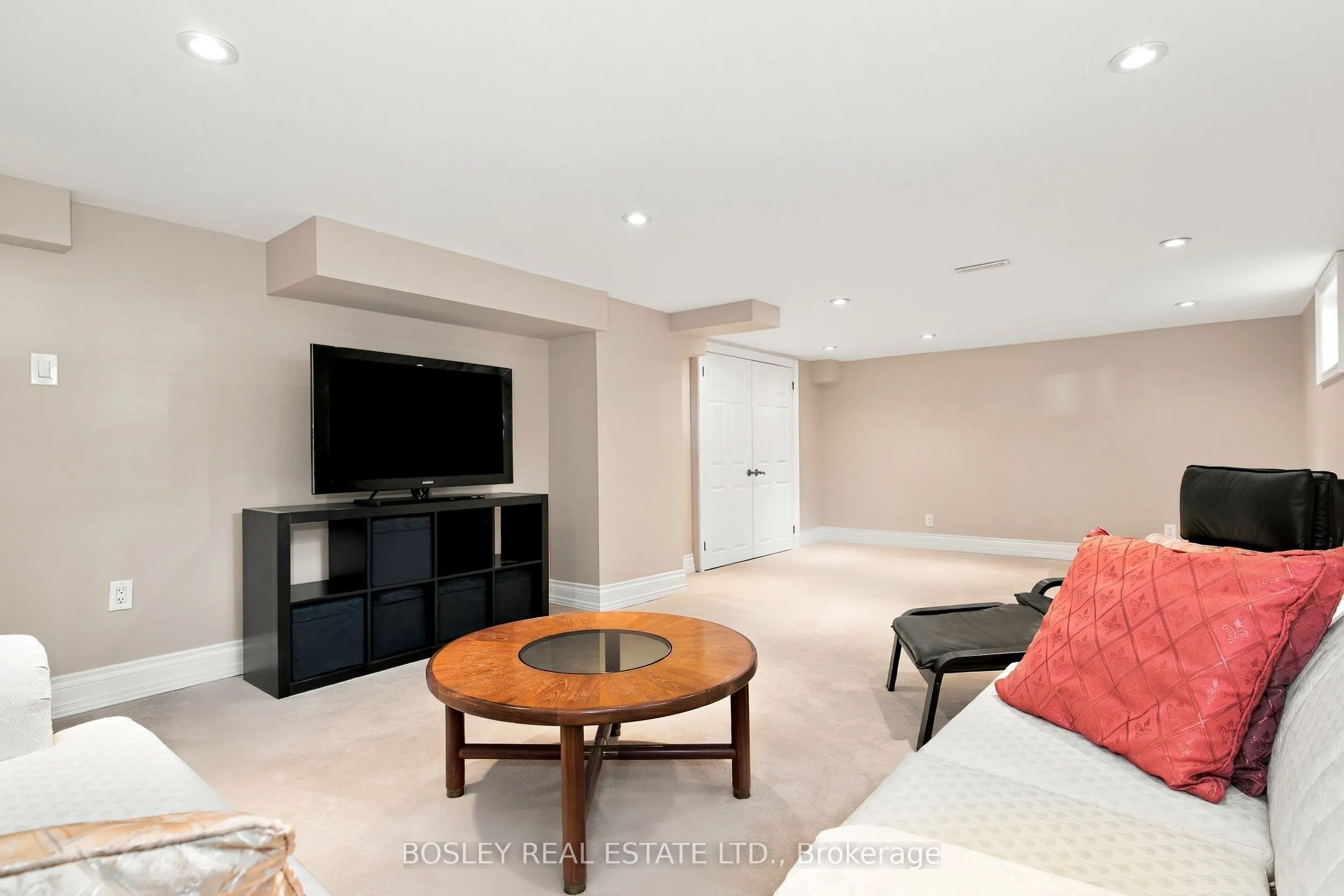 9 George Jones Street #Lower