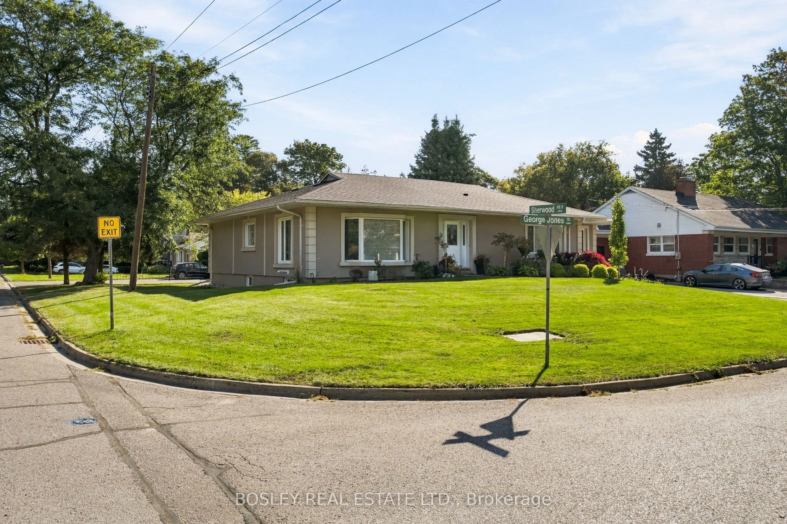9 George Jones Street #Lower