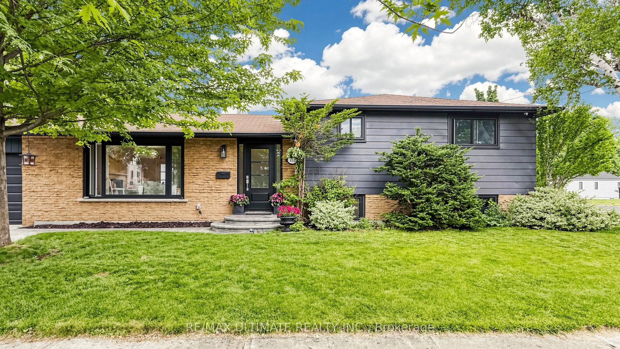 112 Coronation Drive