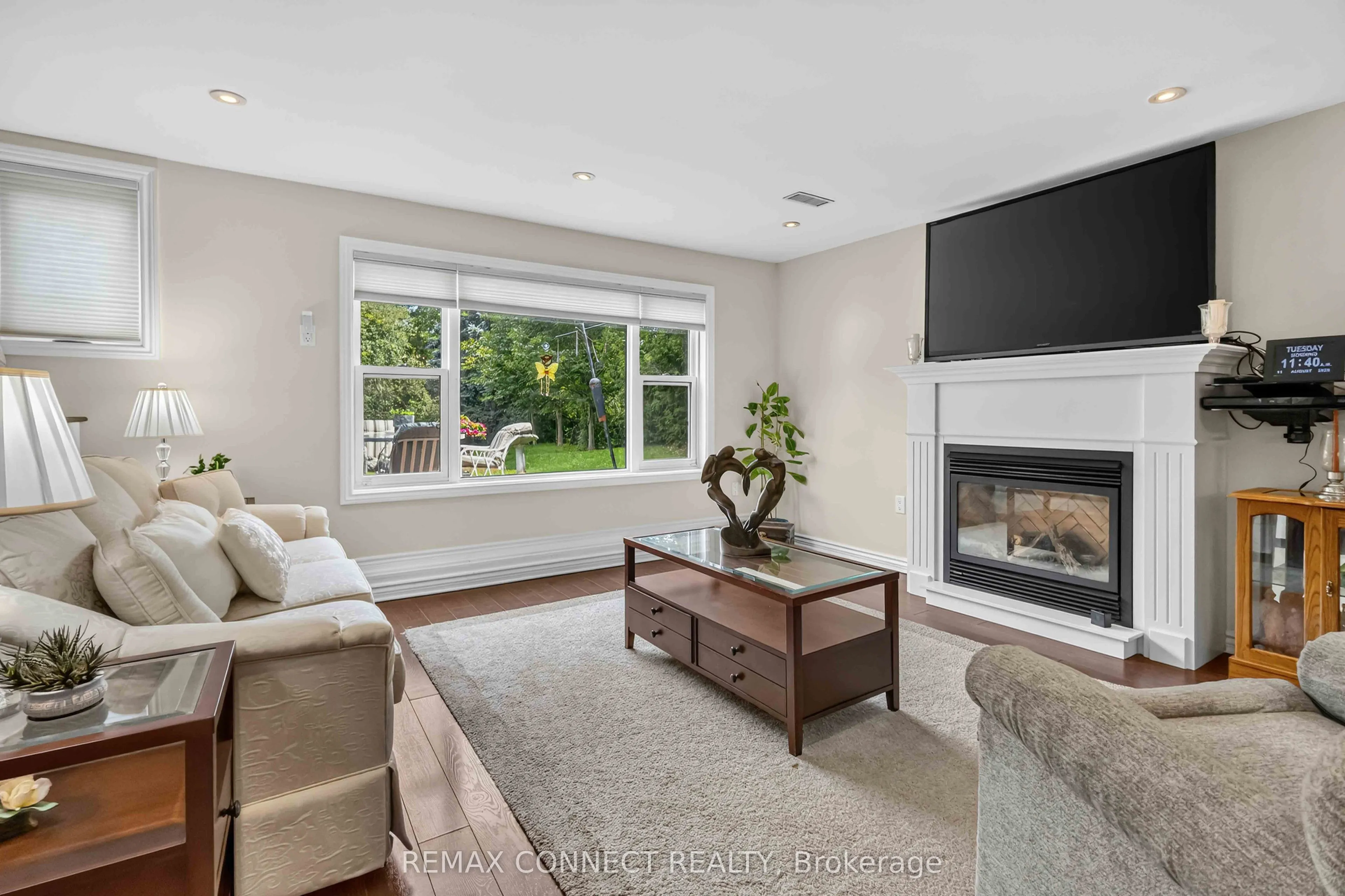 72 Warwick Avenue