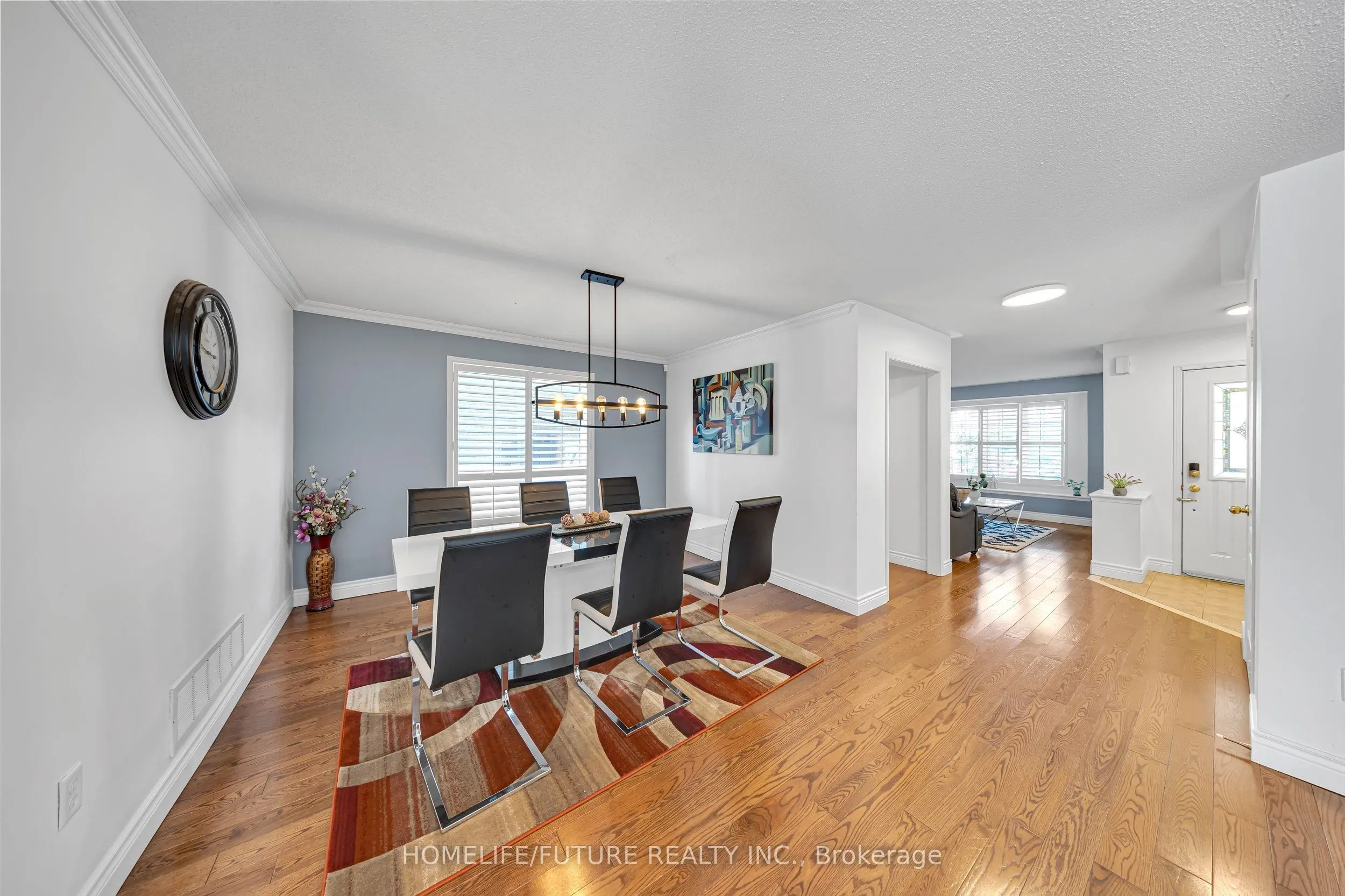 17 Grainger Crescent