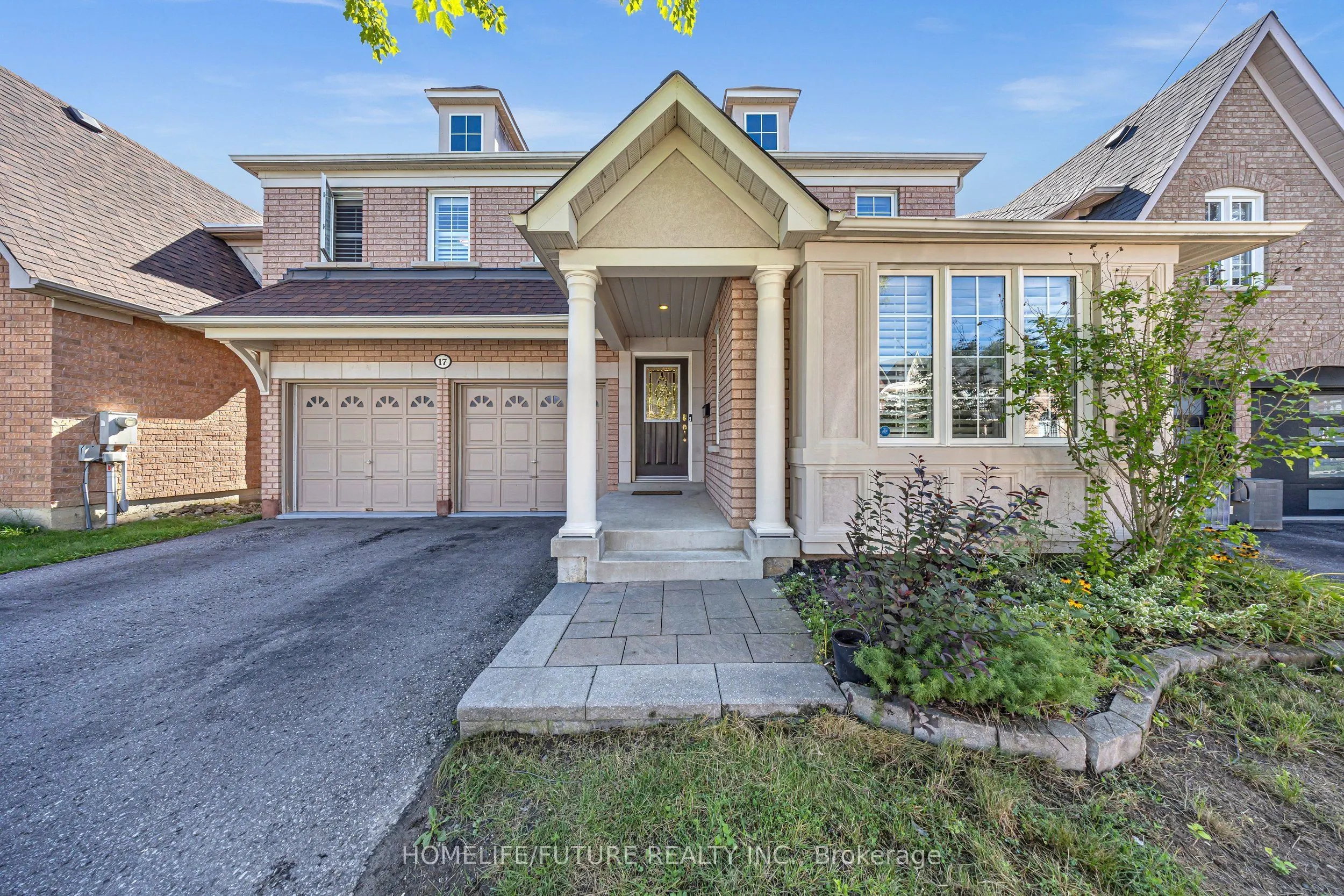 17 Grainger Crescent