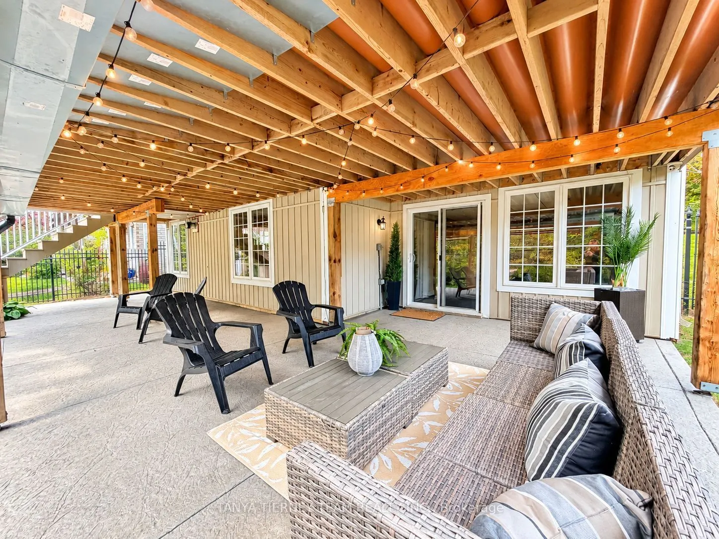 4 Branthaven Court