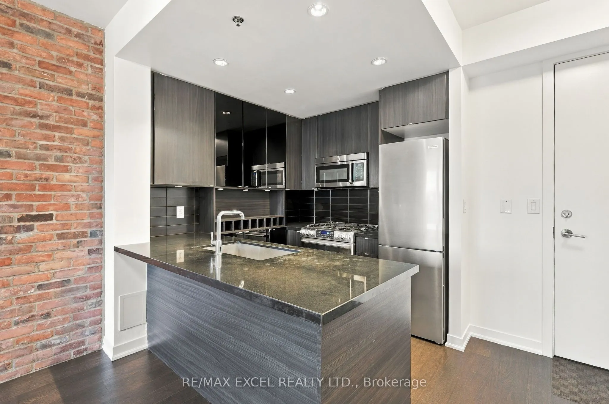 88 Colgate Avenue #601