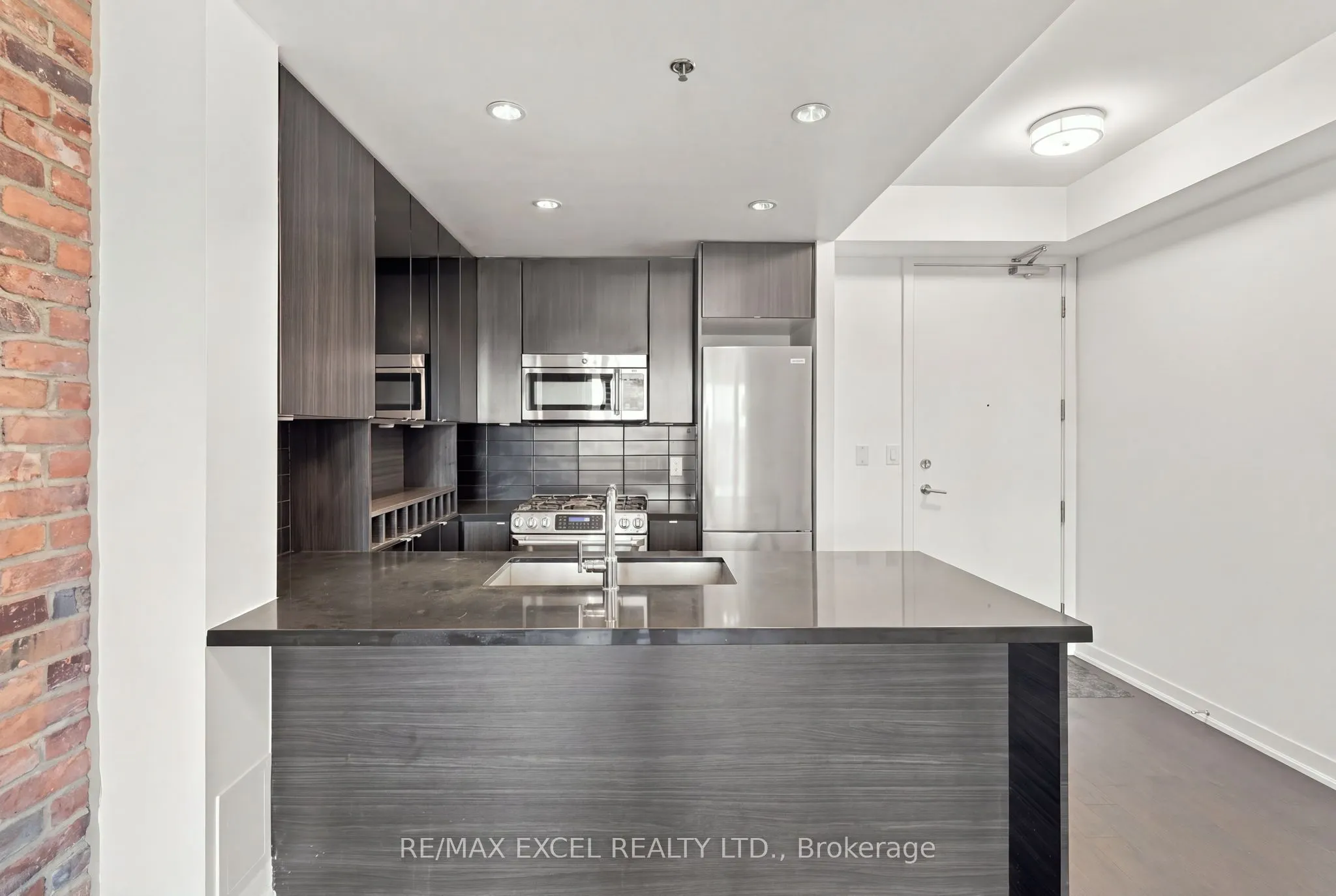 88 Colgate Avenue #601