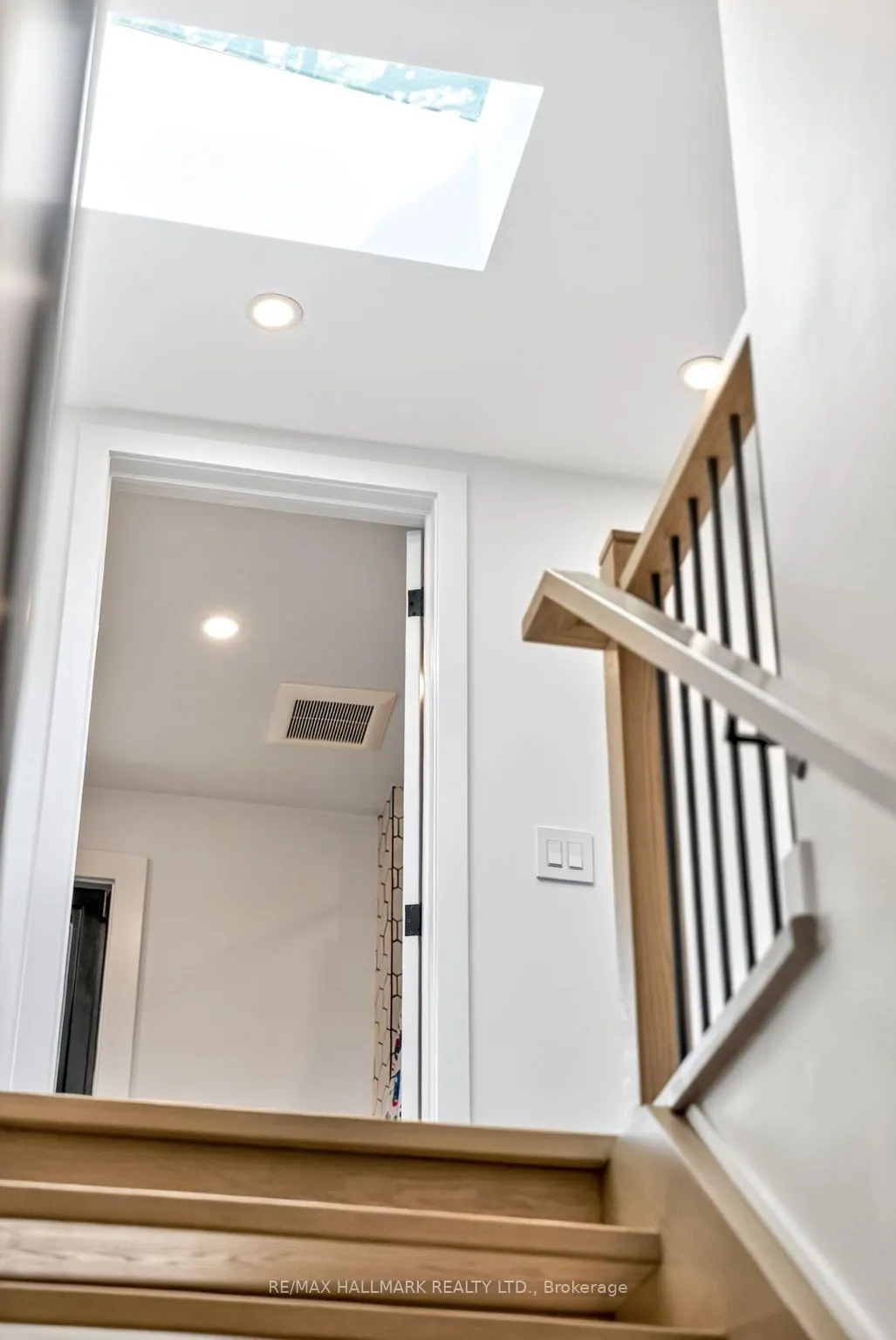 225 Catalina Drive