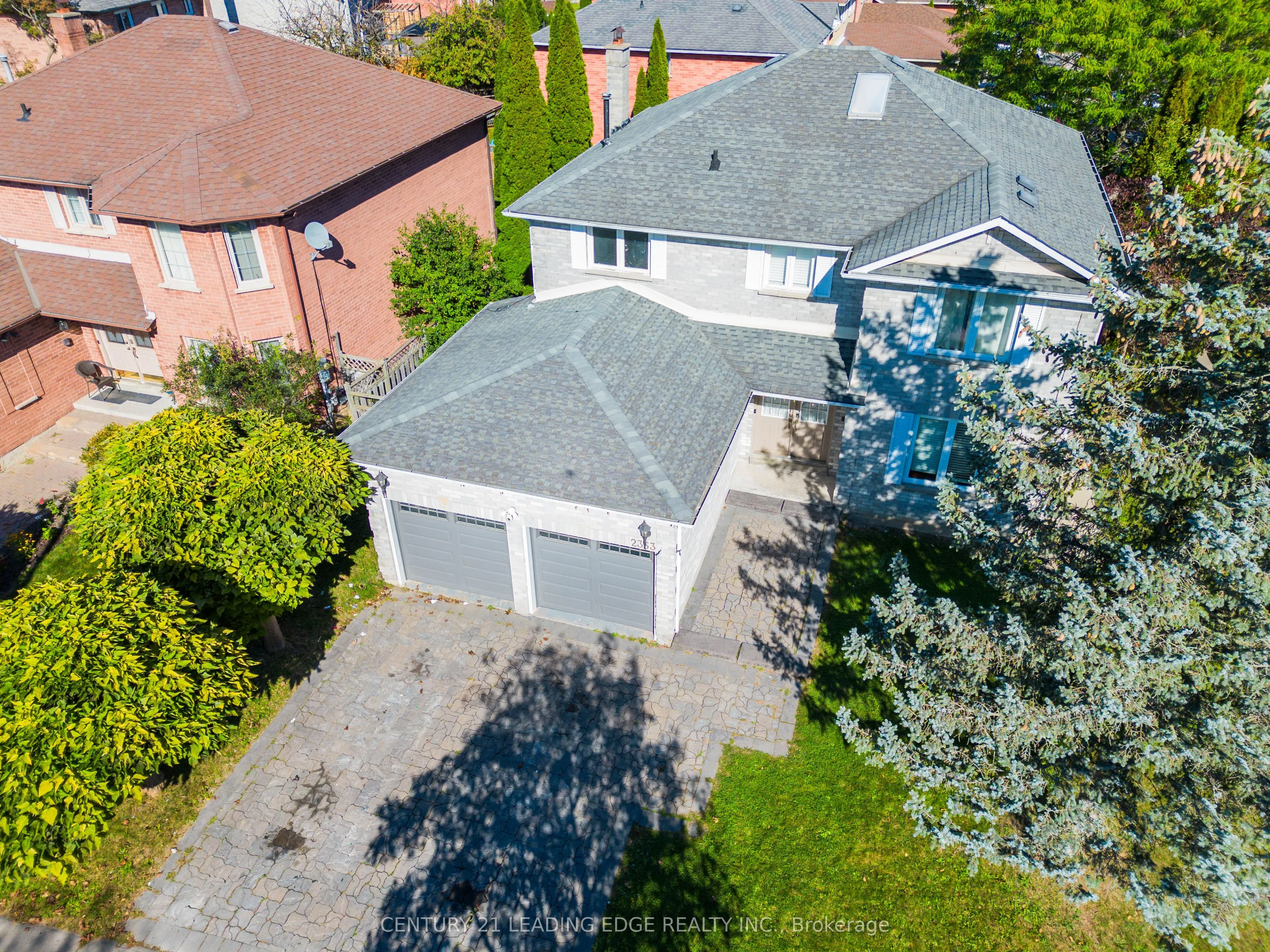 2353 Wildwood Crescent