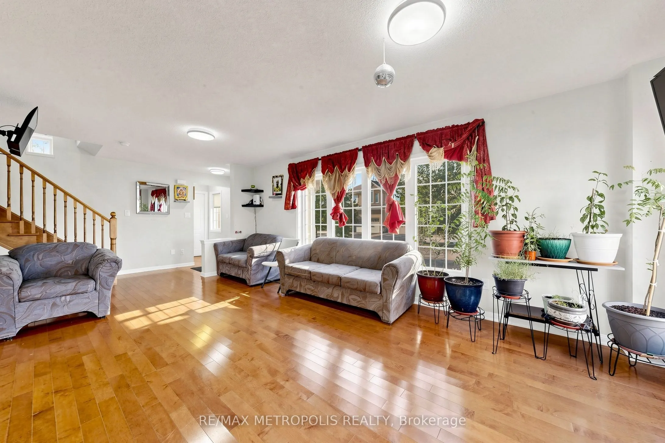 1913 Liatris Drive
